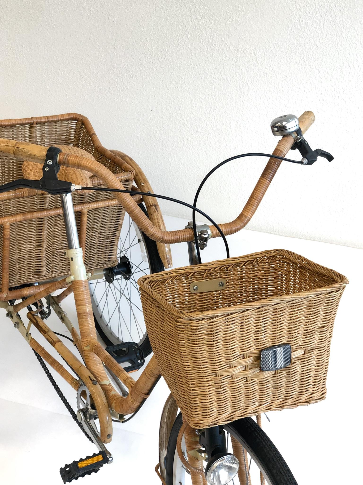 Wicker and Bamboo Adult  Tricycle In Excellent Condition In Palm Springs, CA