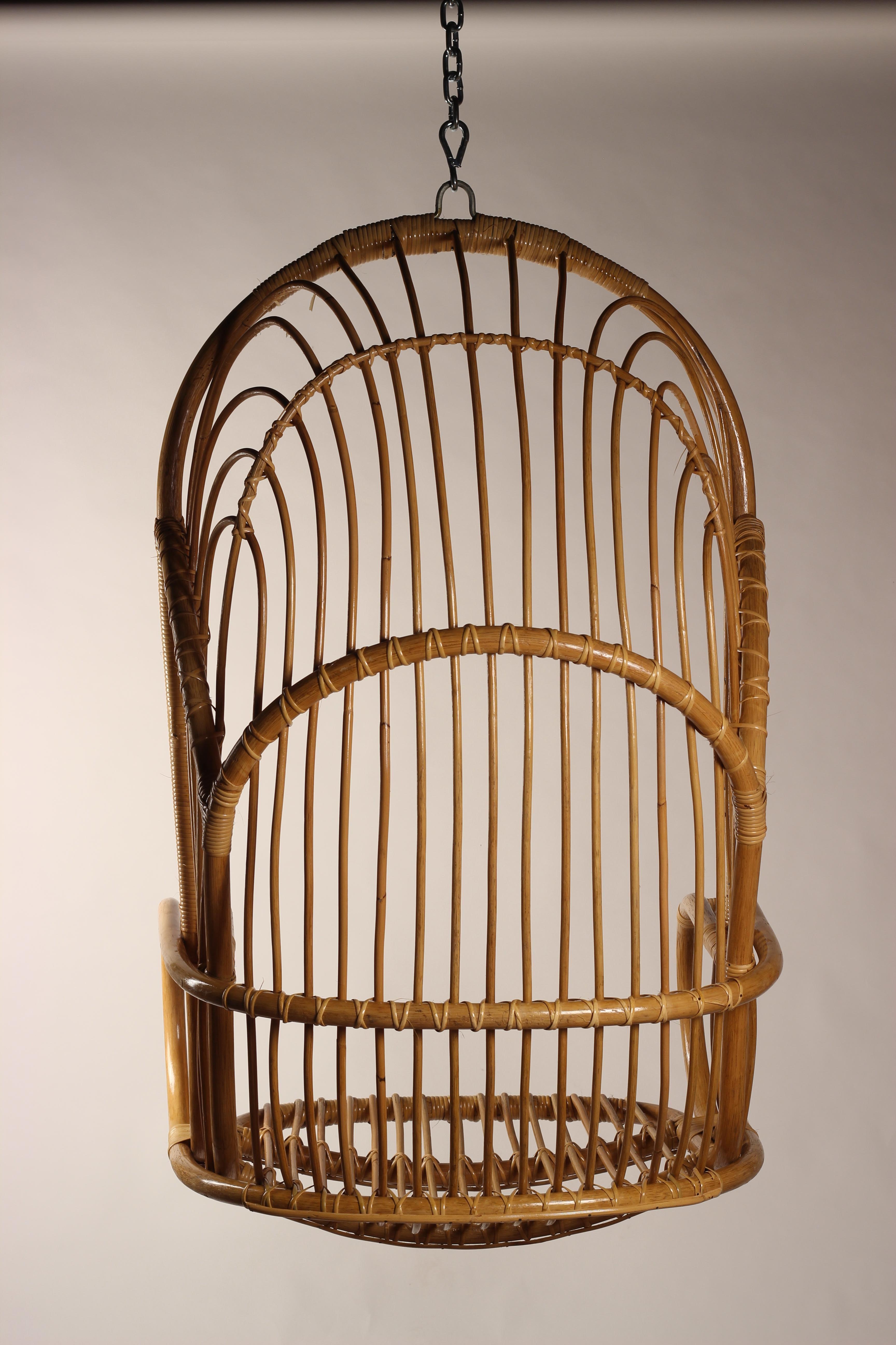 Boho Chic Style 1960’s Wicker and Cane Hanging Chair by Rohe Noordwolde For Sale 1