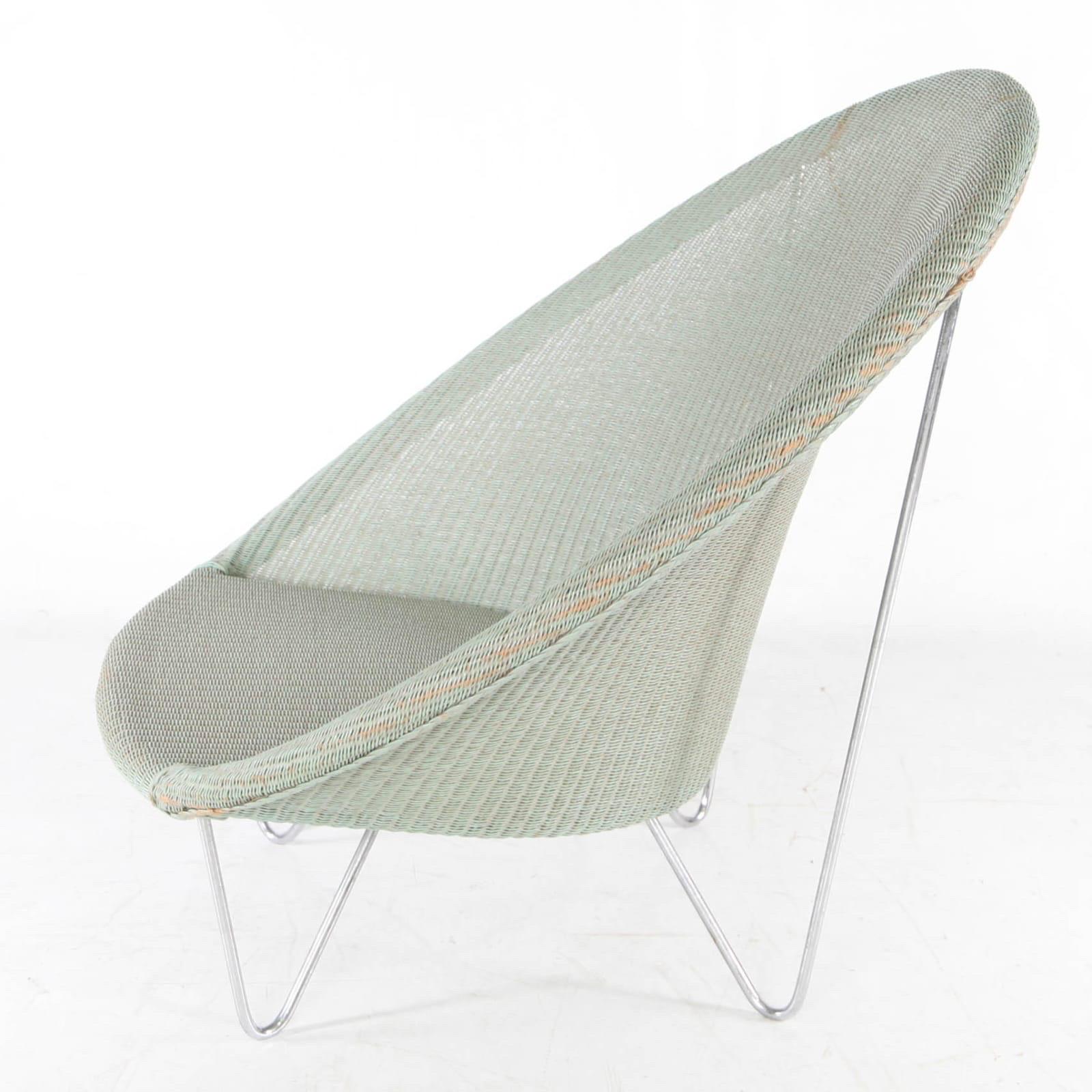 Wicker and chrome large chair In Good Condition For Sale In Isle Sur Sorgue, FR