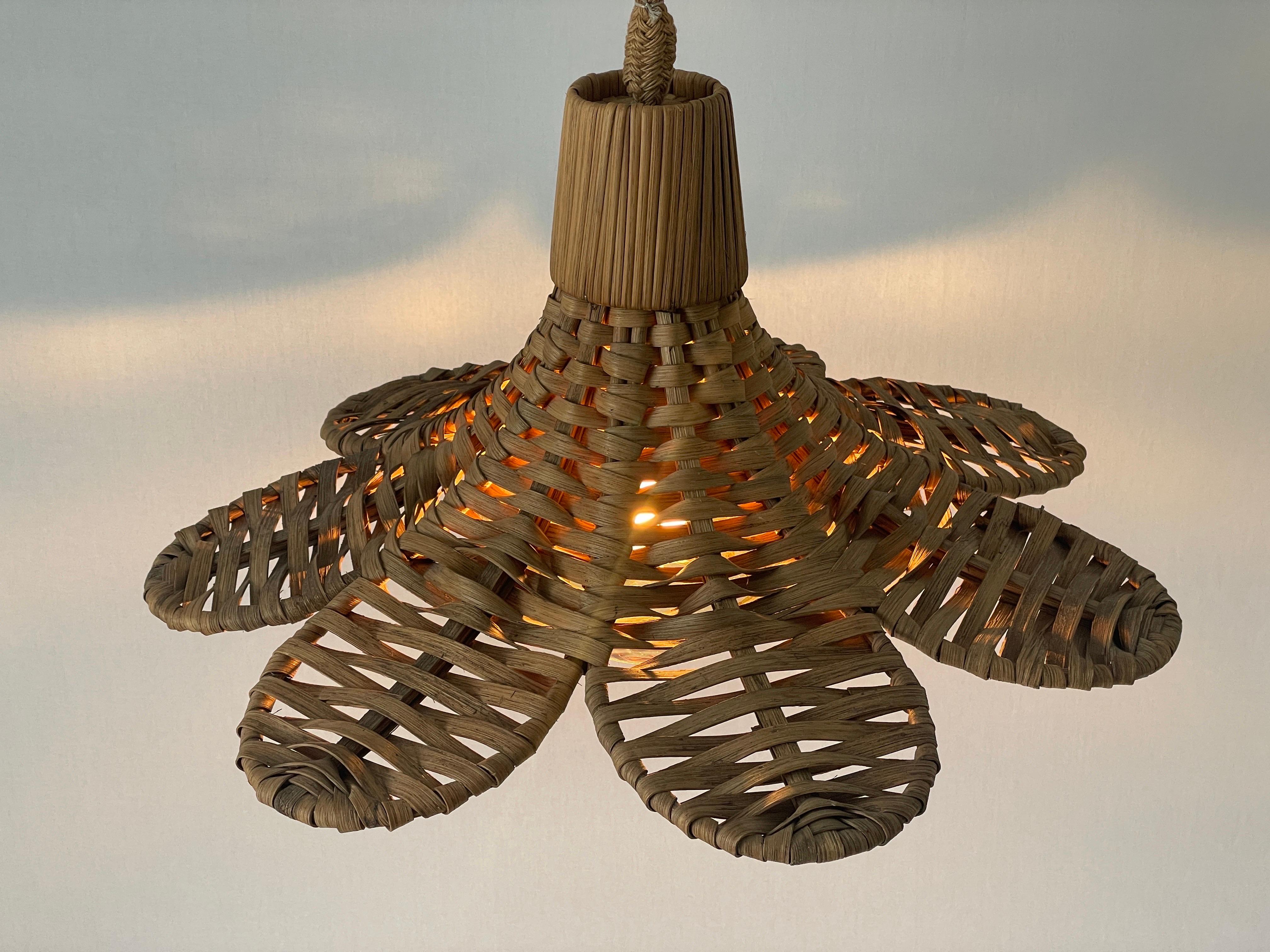 Lampada a sospensione grande in vimini e vetro, Germania, anni '60 in vendita 7
