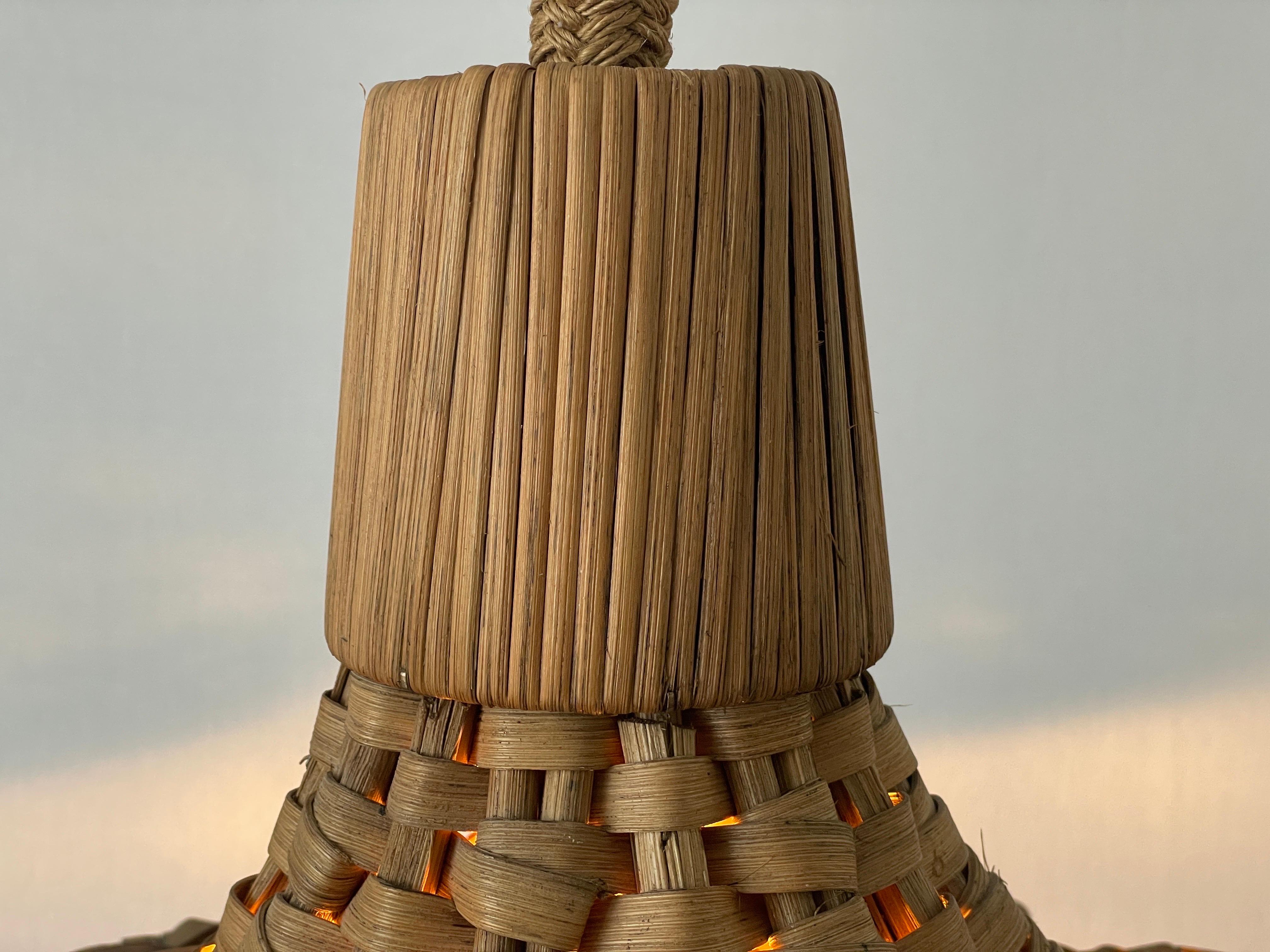 Lampada a sospensione grande in vimini e vetro, Germania, anni '60 in vendita 8