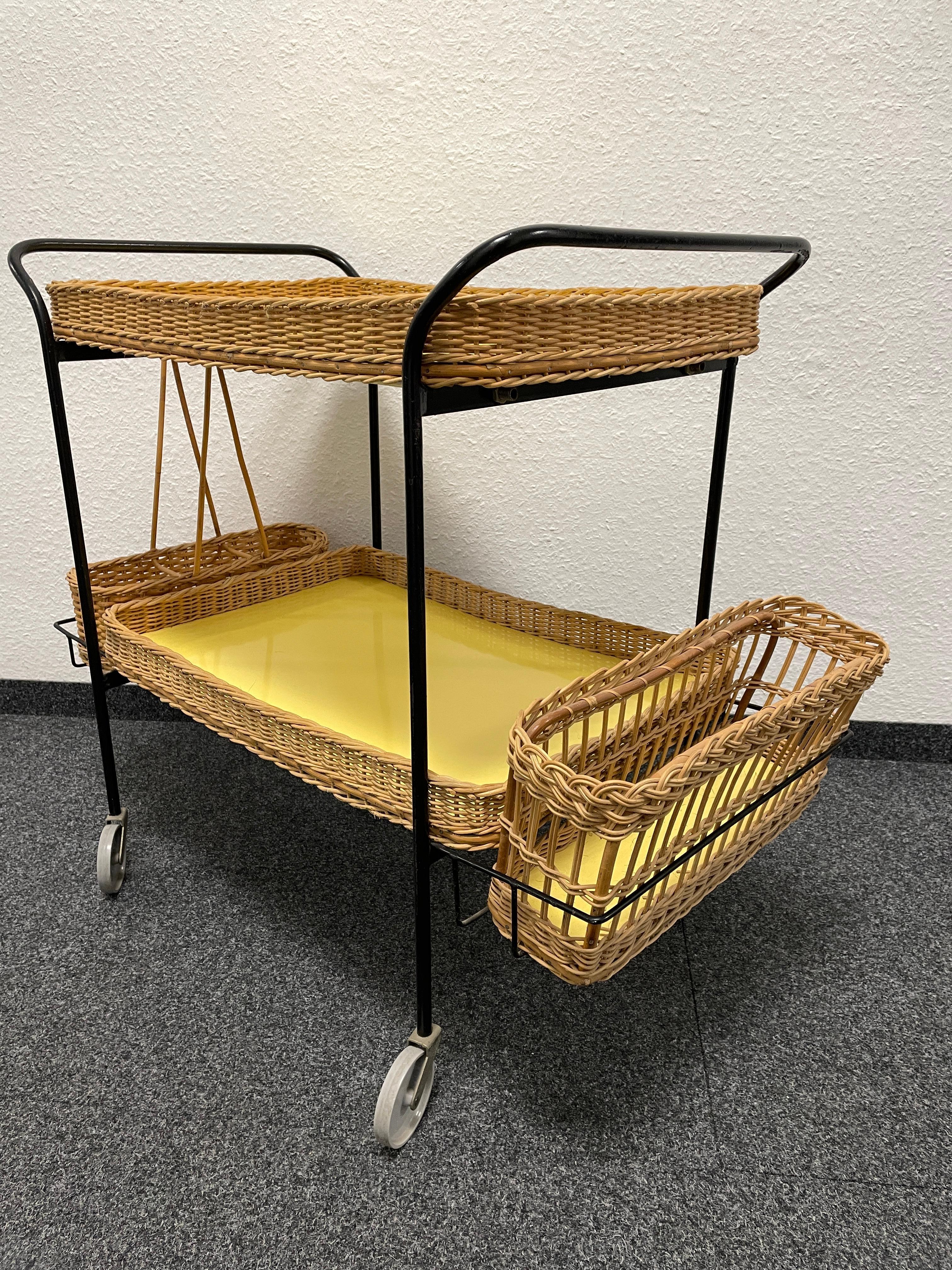 Hand-Crafted Wicker and Iron Bar Cart or Tea Trolley Table, German, 1950s For Sale