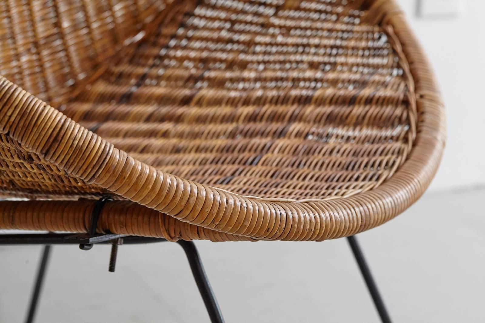wicker bucket chair