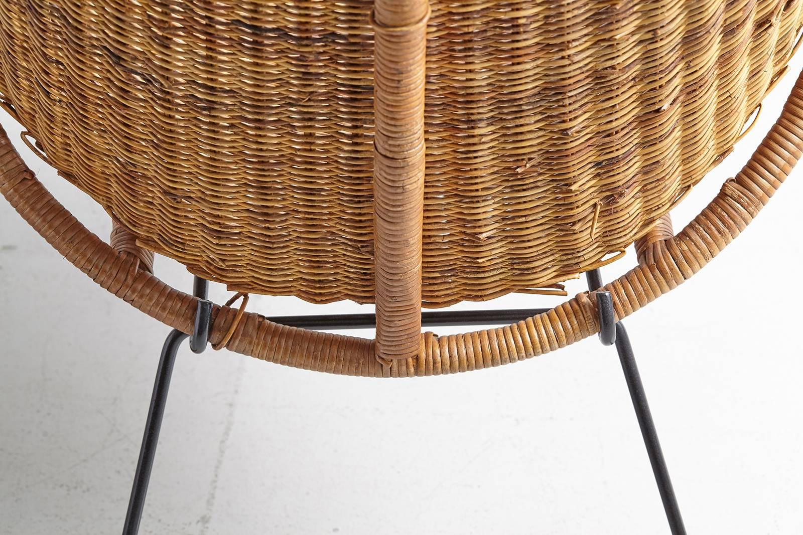 Wicker and Iron Bucket Chair In Good Condition In Beverly Hills, CA
