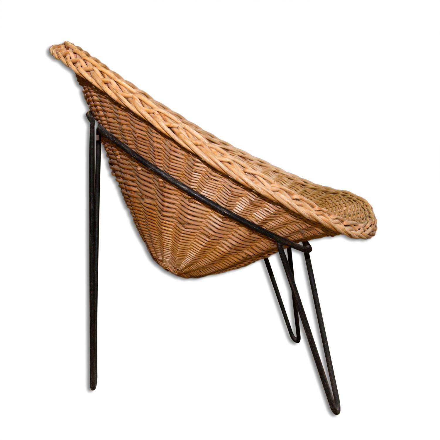 Mid-Century Modern Wicker and Iron Lounge Chair, France, Midcentury, 1950s