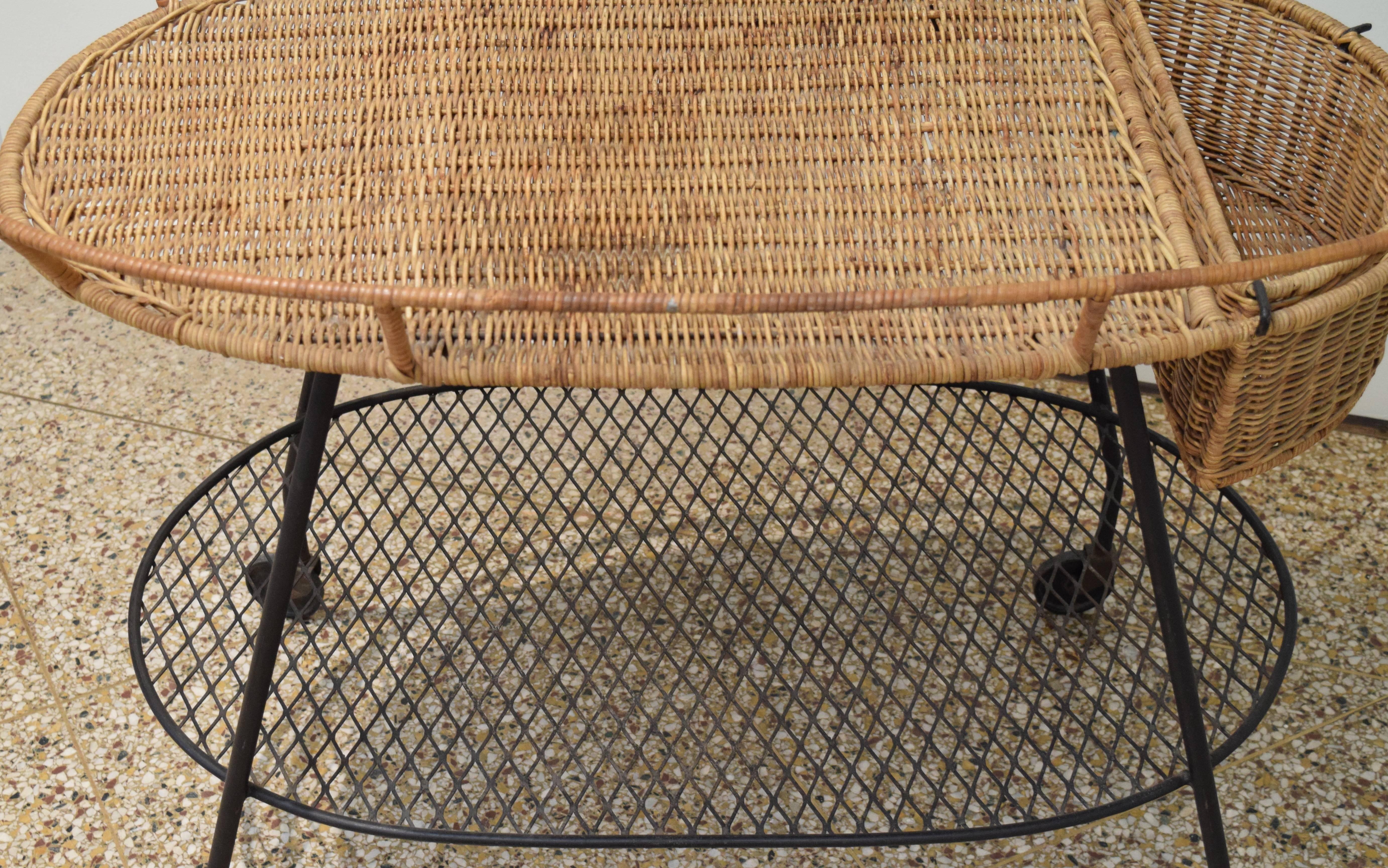 Mid-20th Century Wicker and Iron Serving Cart by Maurizio Tempestini for Salterini
