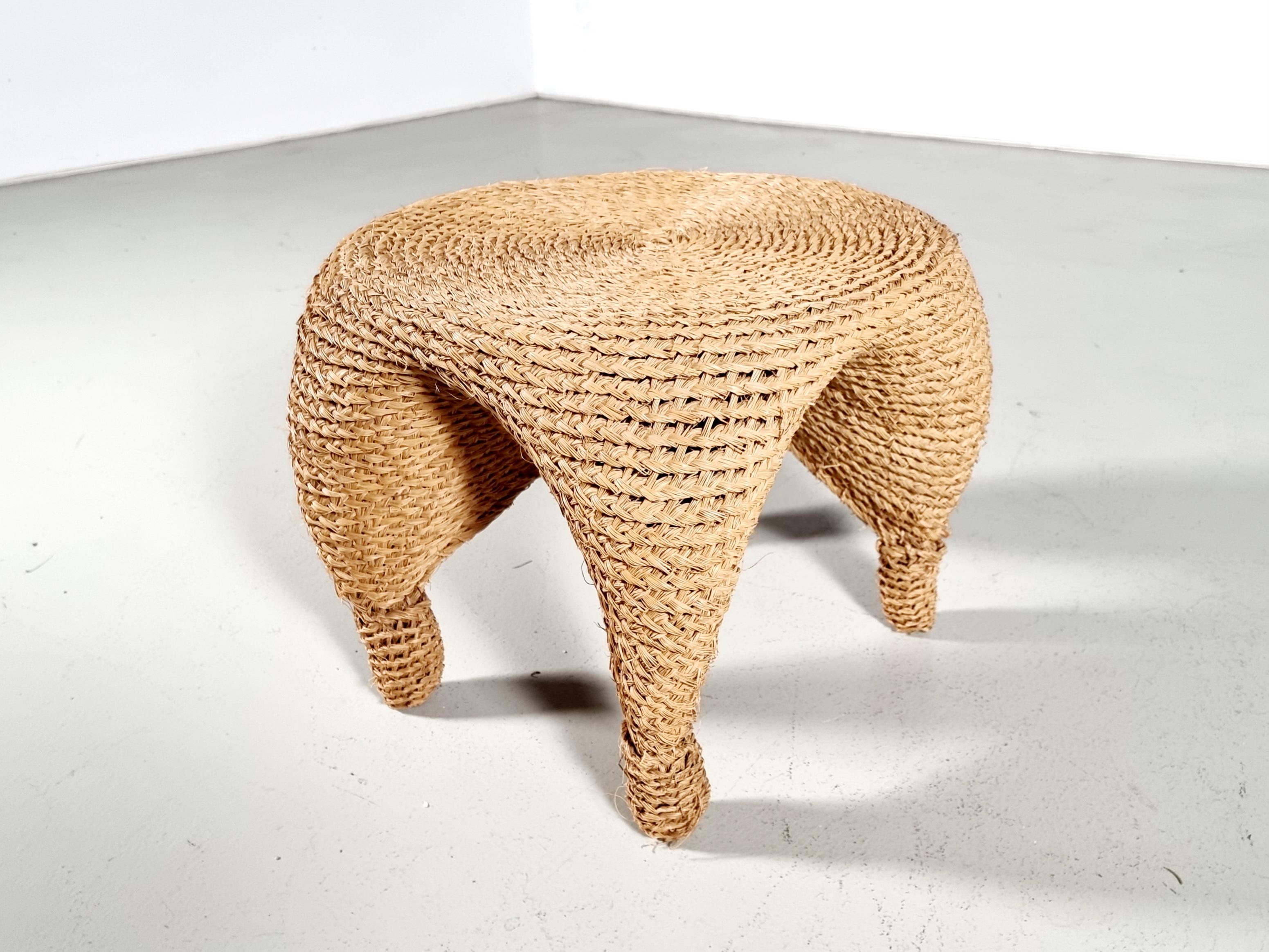 Wicker and pine needle table and stools, France, 1980s For Sale 6