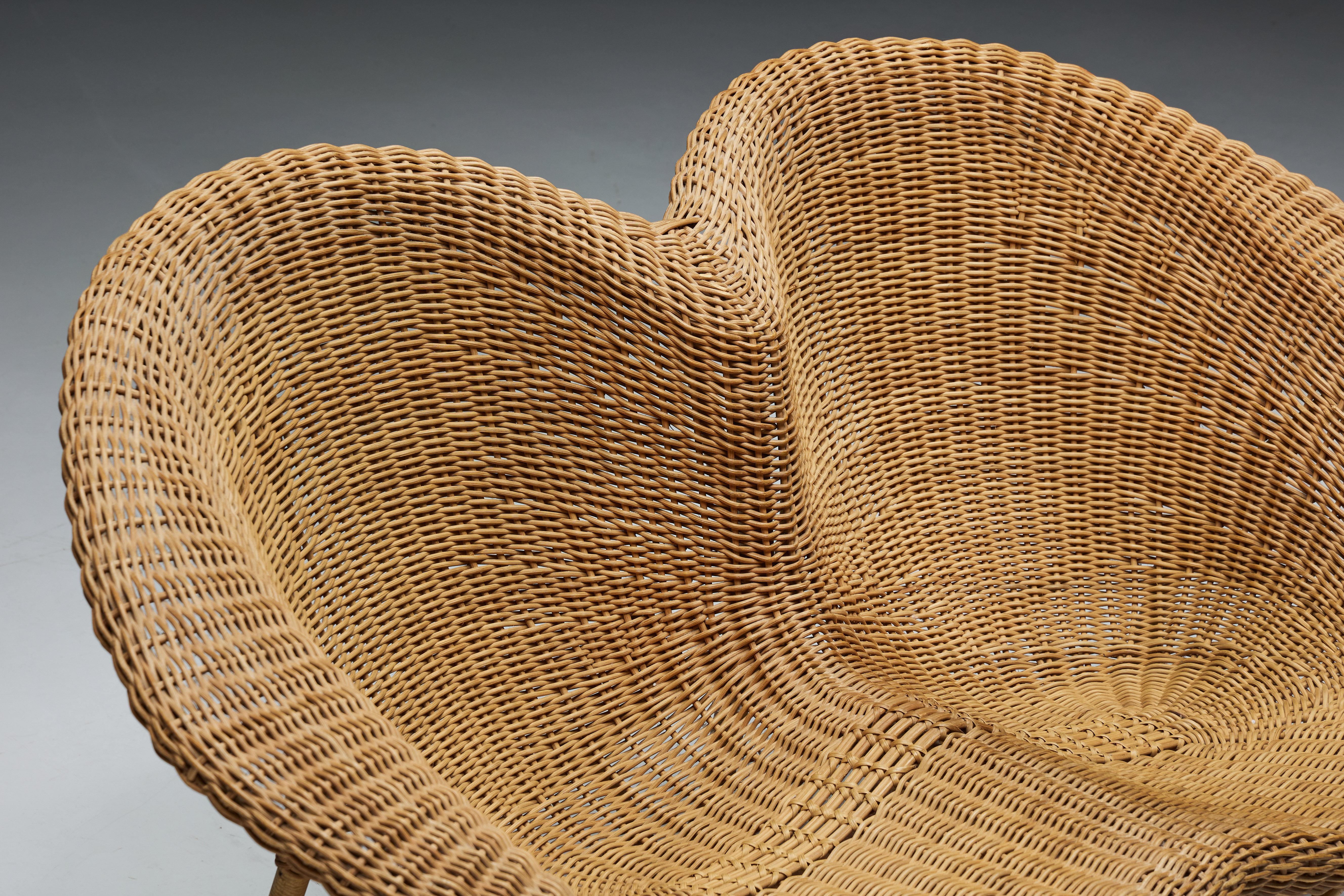 Wicker and Rattan Loveseat, Italy, 1970s For Sale 5