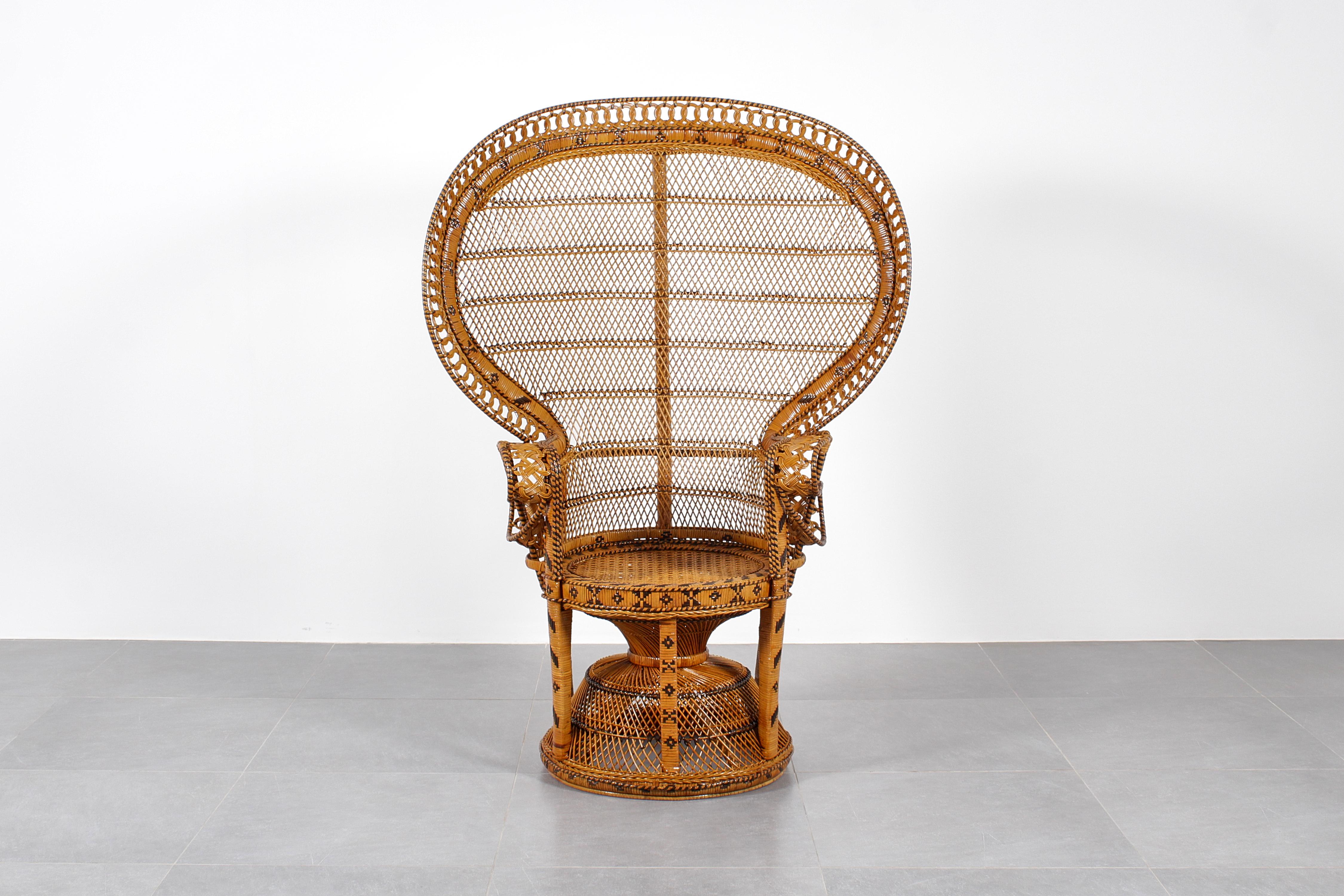 Stylish and iconic peacock chair model 