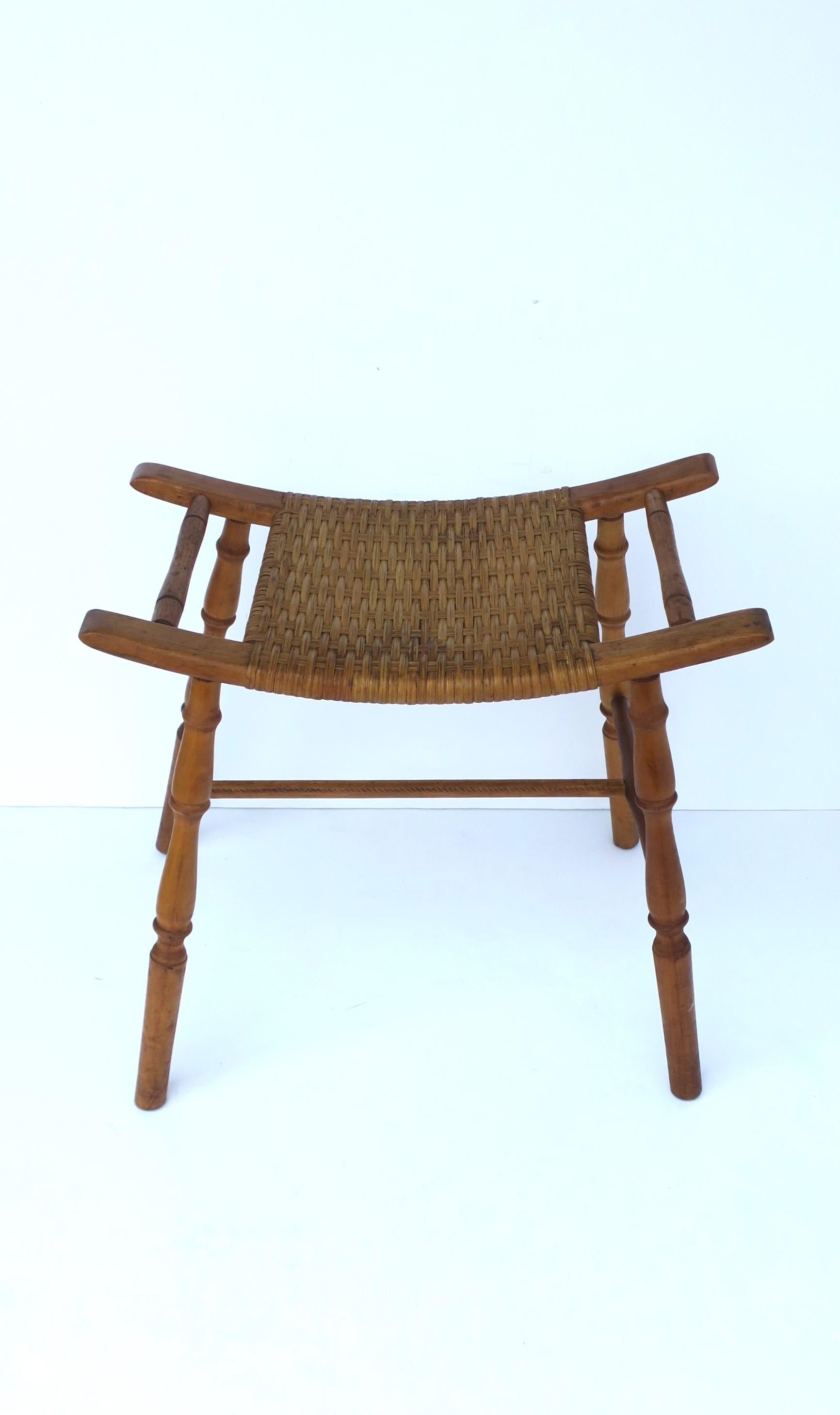 American Wicker and Turned Oak Wood Stool For Sale