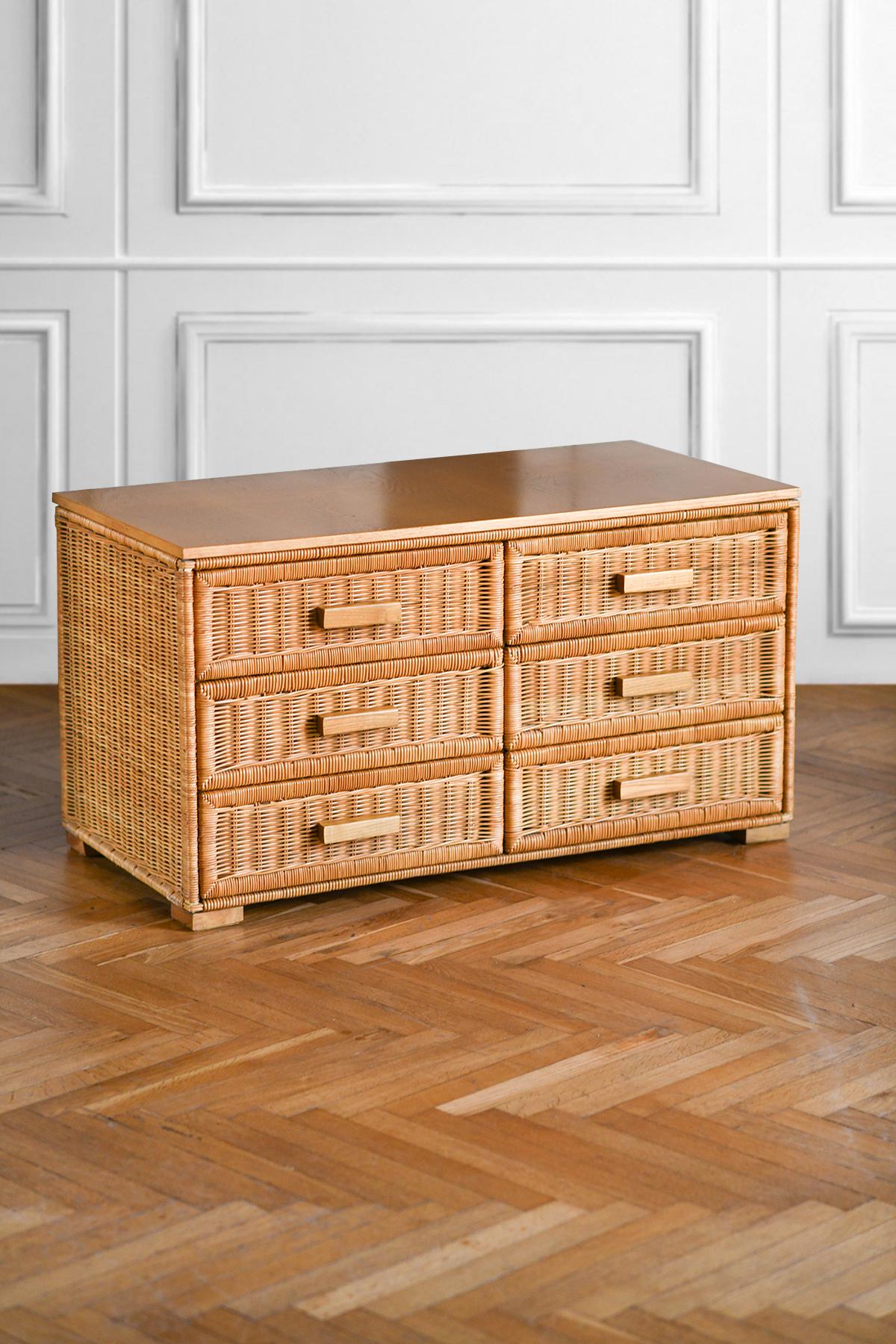 Late 20th Century Wicker and wood chest of drawers 1980 For Sale