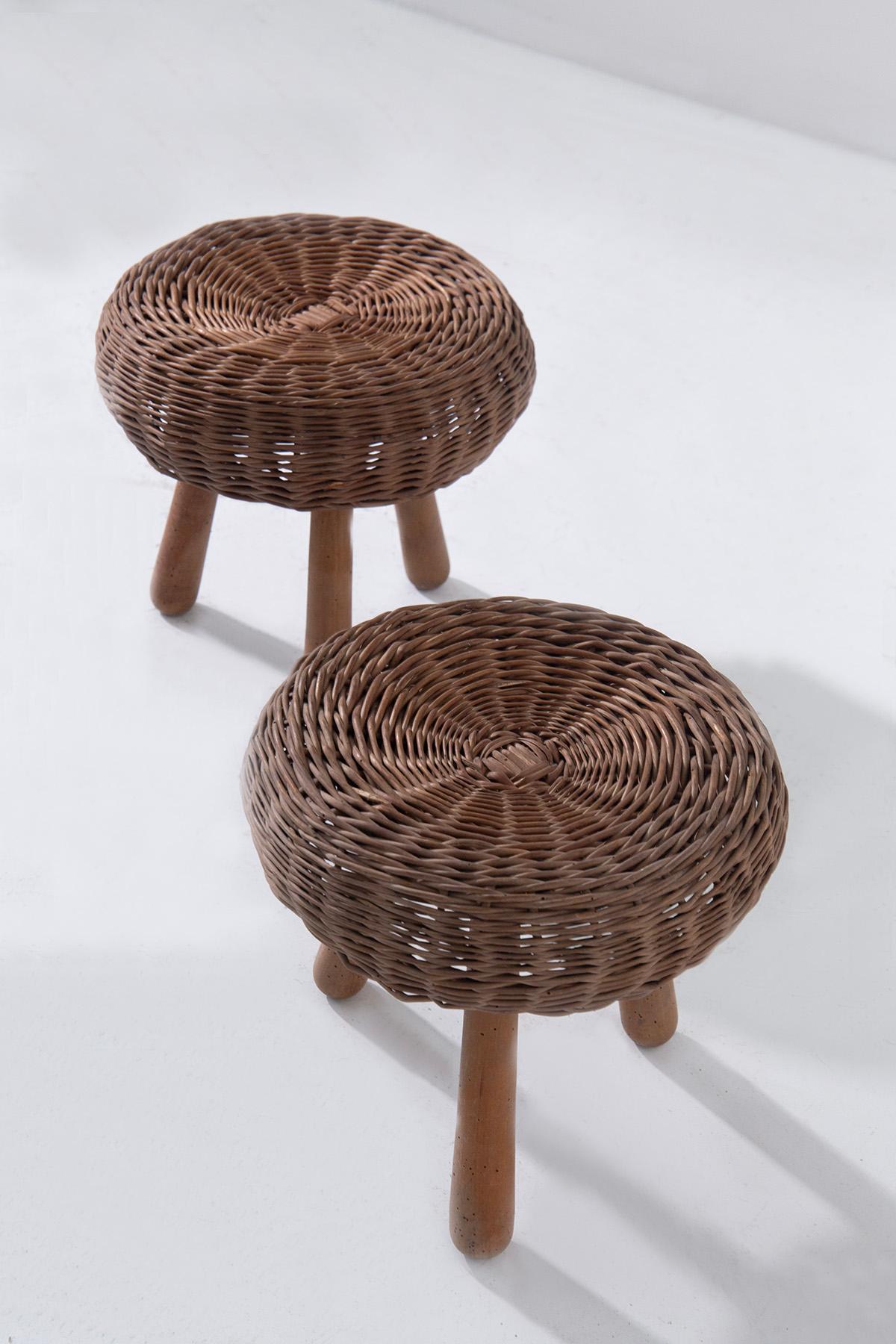 Wicker and Wood Couple Stools by Tony Paul In condizioni buone in vendita a Milano, IT