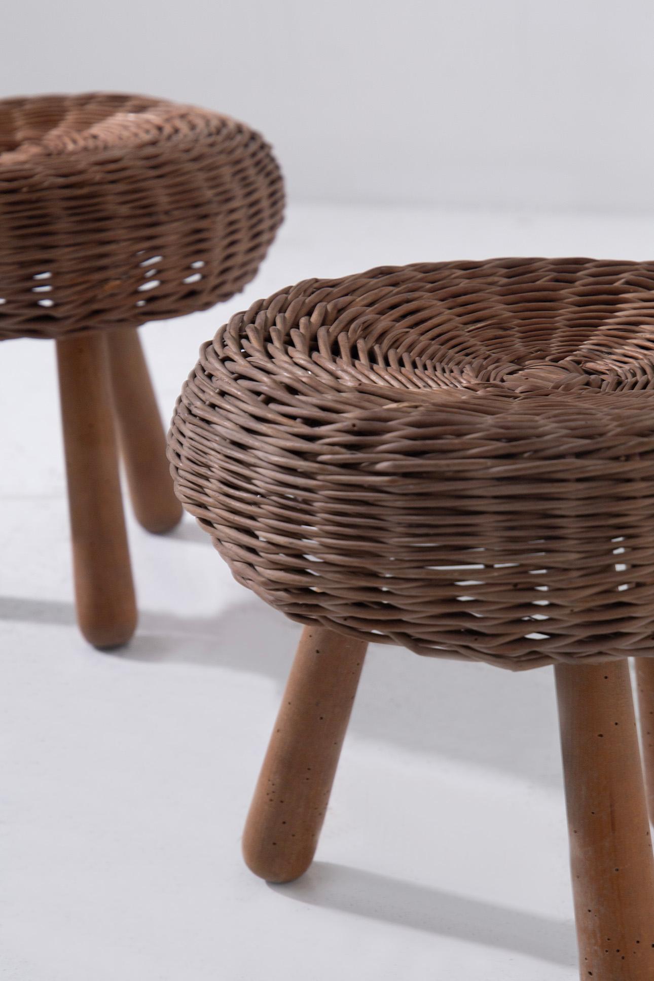 Wicker and Wood Couple Stools by Tony Paul in vendita 1