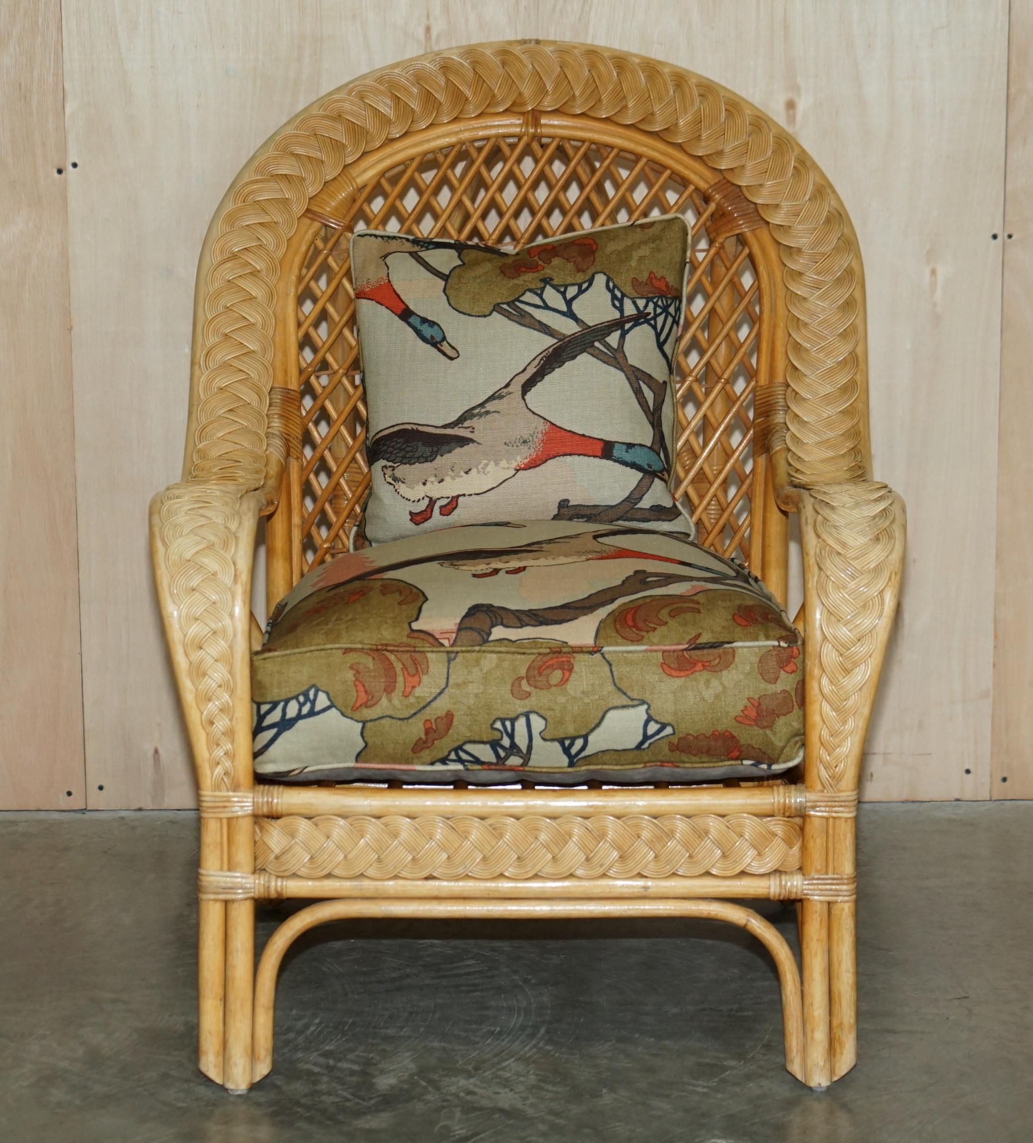 WICKER ARMCHAIRS STOOL TABLE SUITE UPHOLSTERED WiTH MULBERRY FLYING DUCKS FABRIC For Sale 4