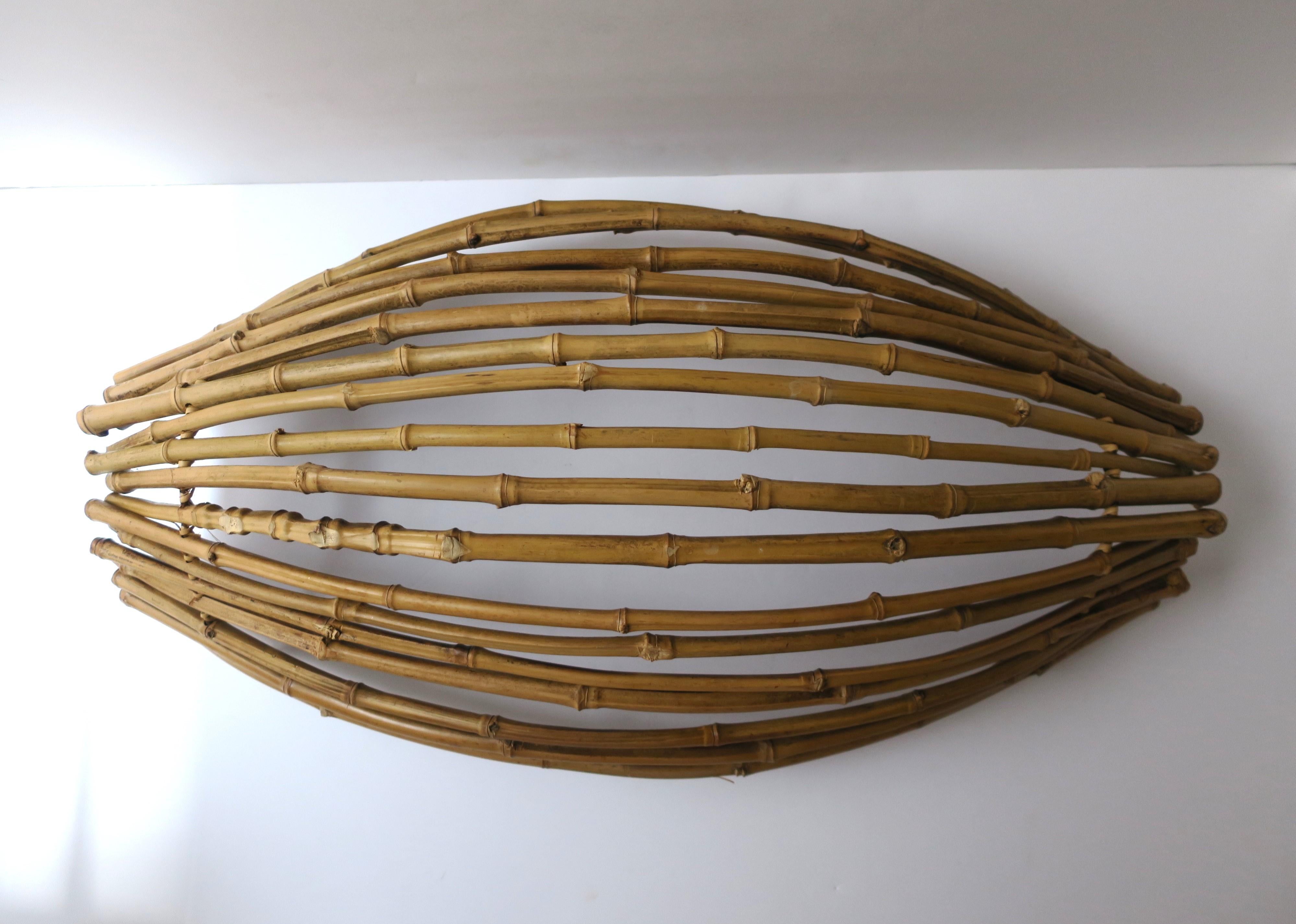 Wicker Bamboo Centerpiece Basket For Sale 8