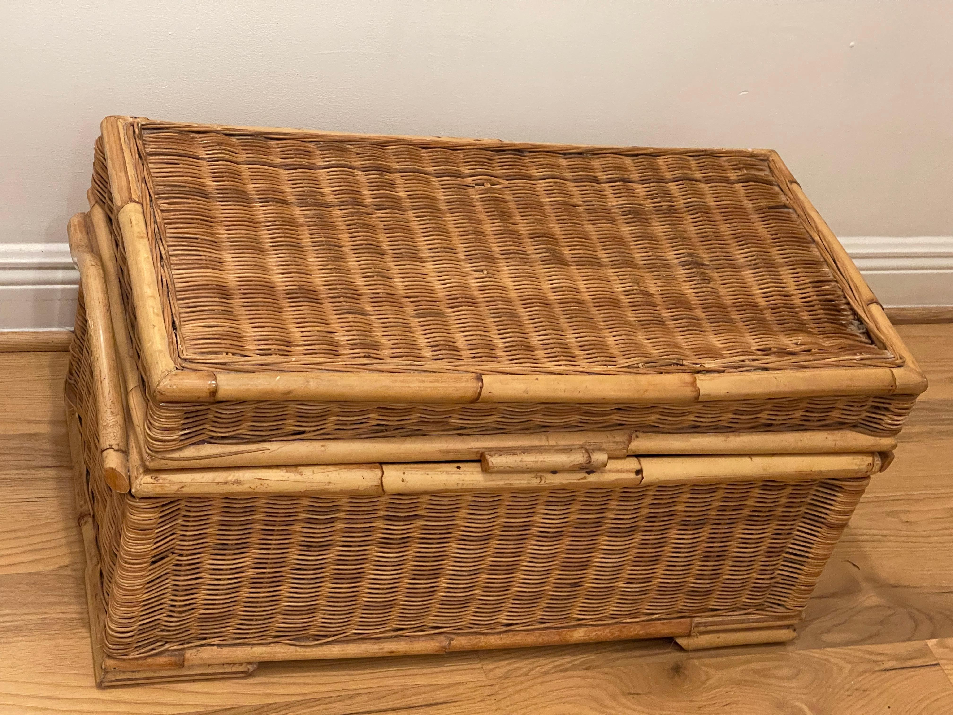 Organico moderno Cassapanca in vimini con baule vintage in bambù in vendita