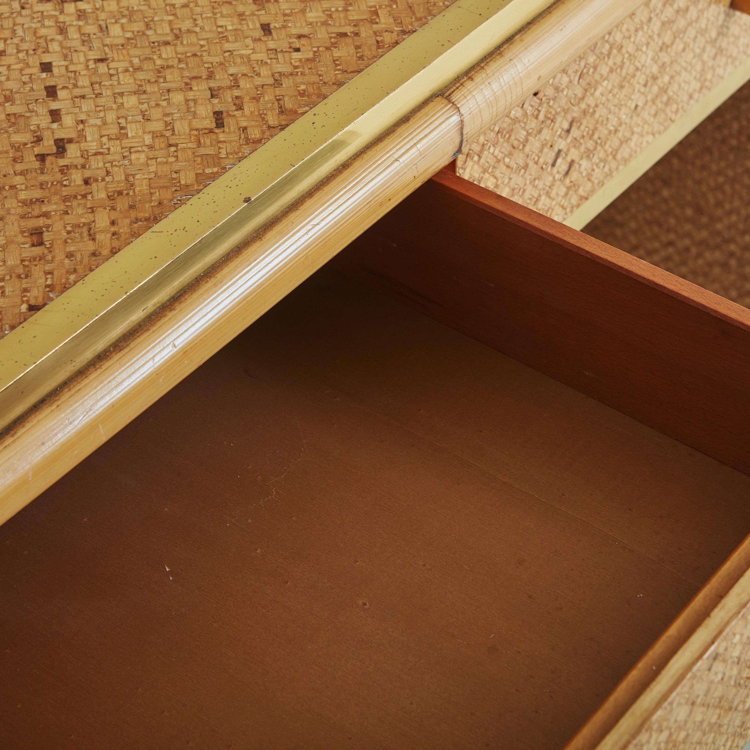Schreibtisch aus Korbweide + Bambus mit Messingbesatz, Italien 20. Jahrhundert im Angebot 1