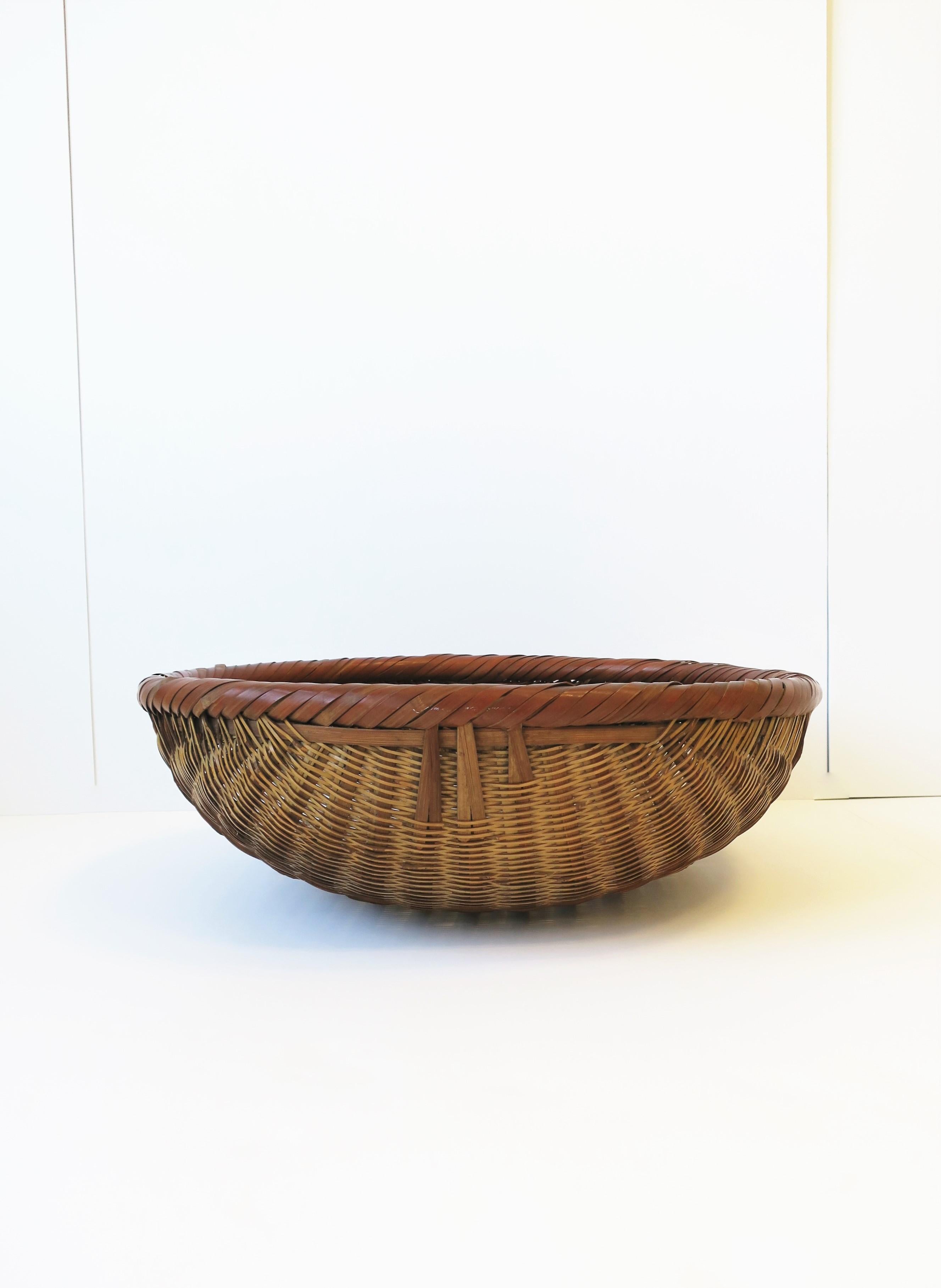 Wicker Gathering Basket or Centerpiece 1