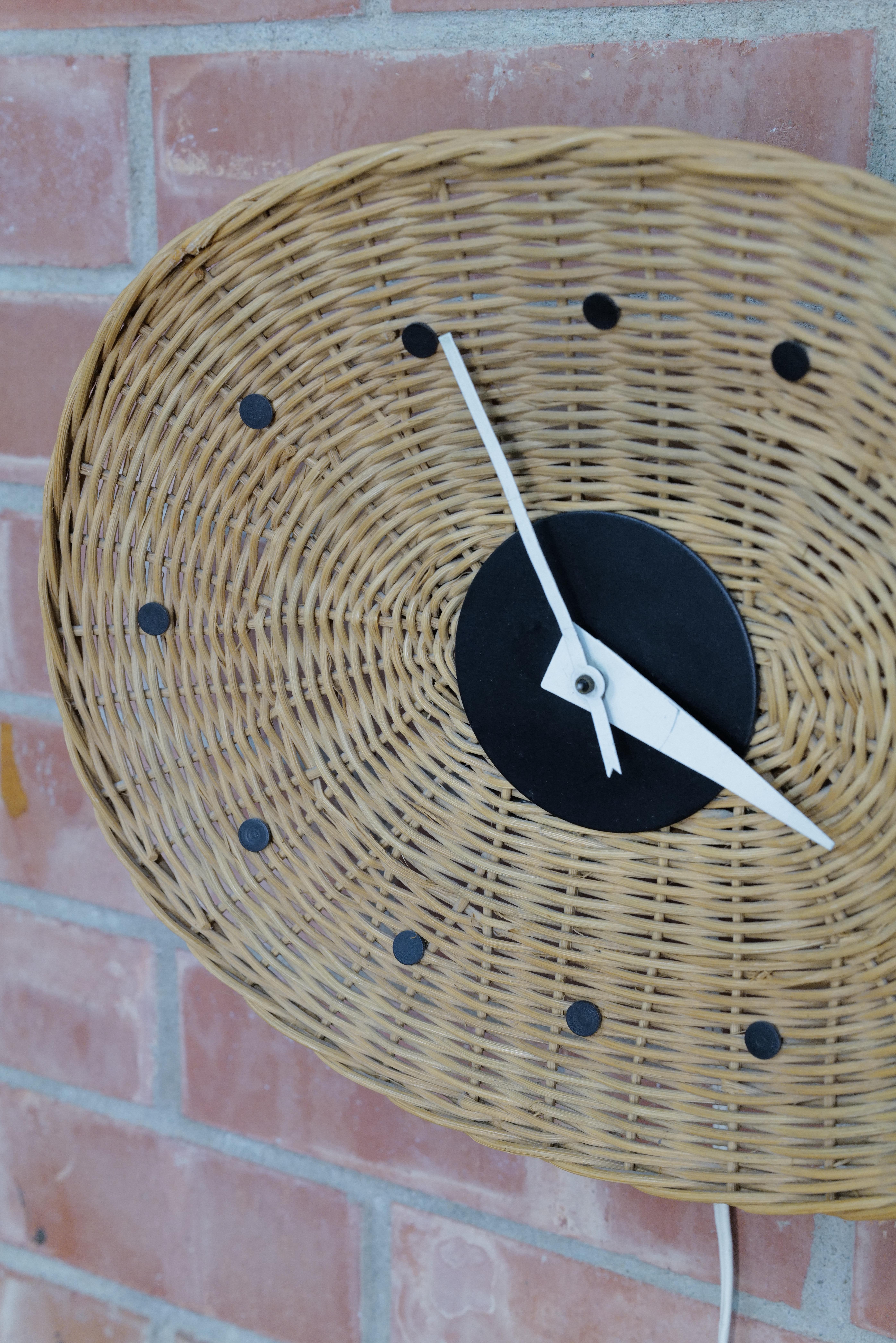 20th Century Wicker Basket Clock by George Nelson for Howard Miller For Sale