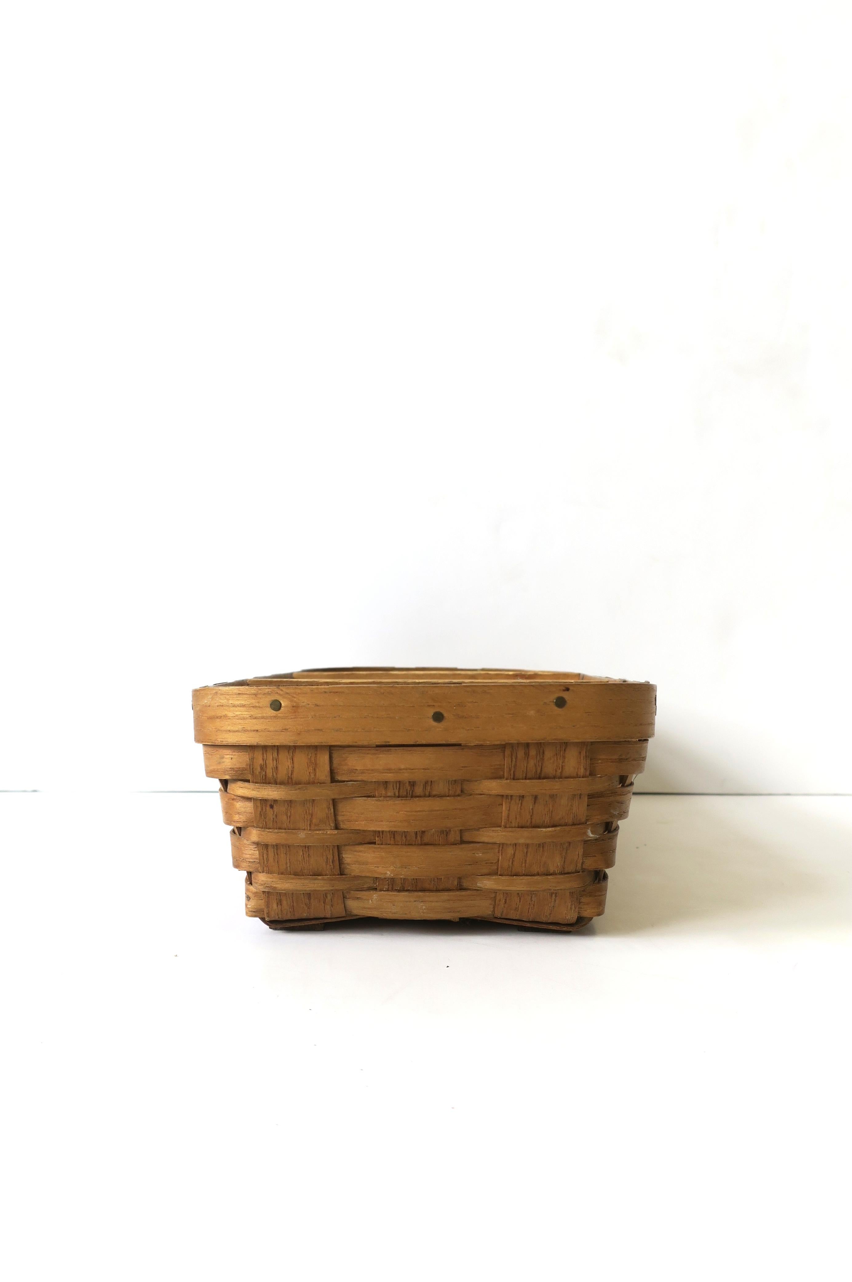 Wicker Splint Gathering Basket  For Sale 6