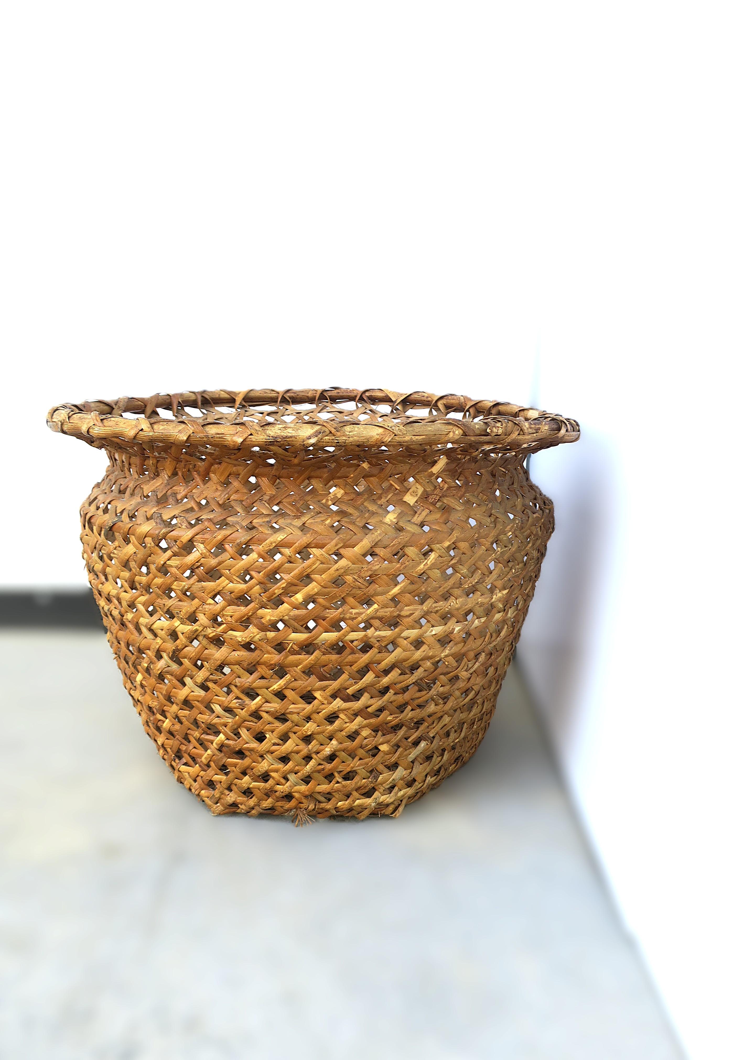 Wicker Basket Plant Cachepot (Korbweide) im Angebot