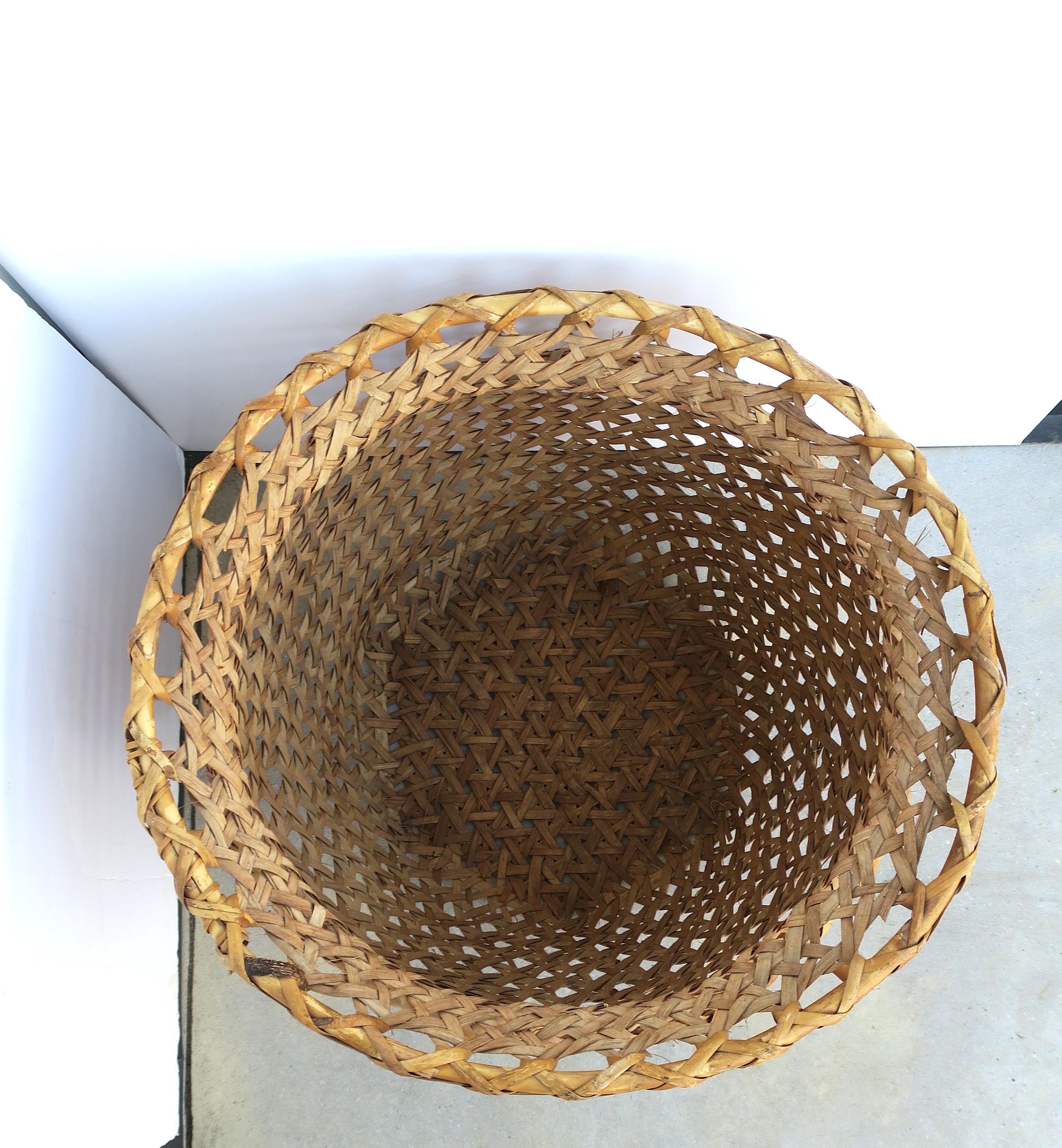 Wicker Basket Plant Cachepot im Angebot 1