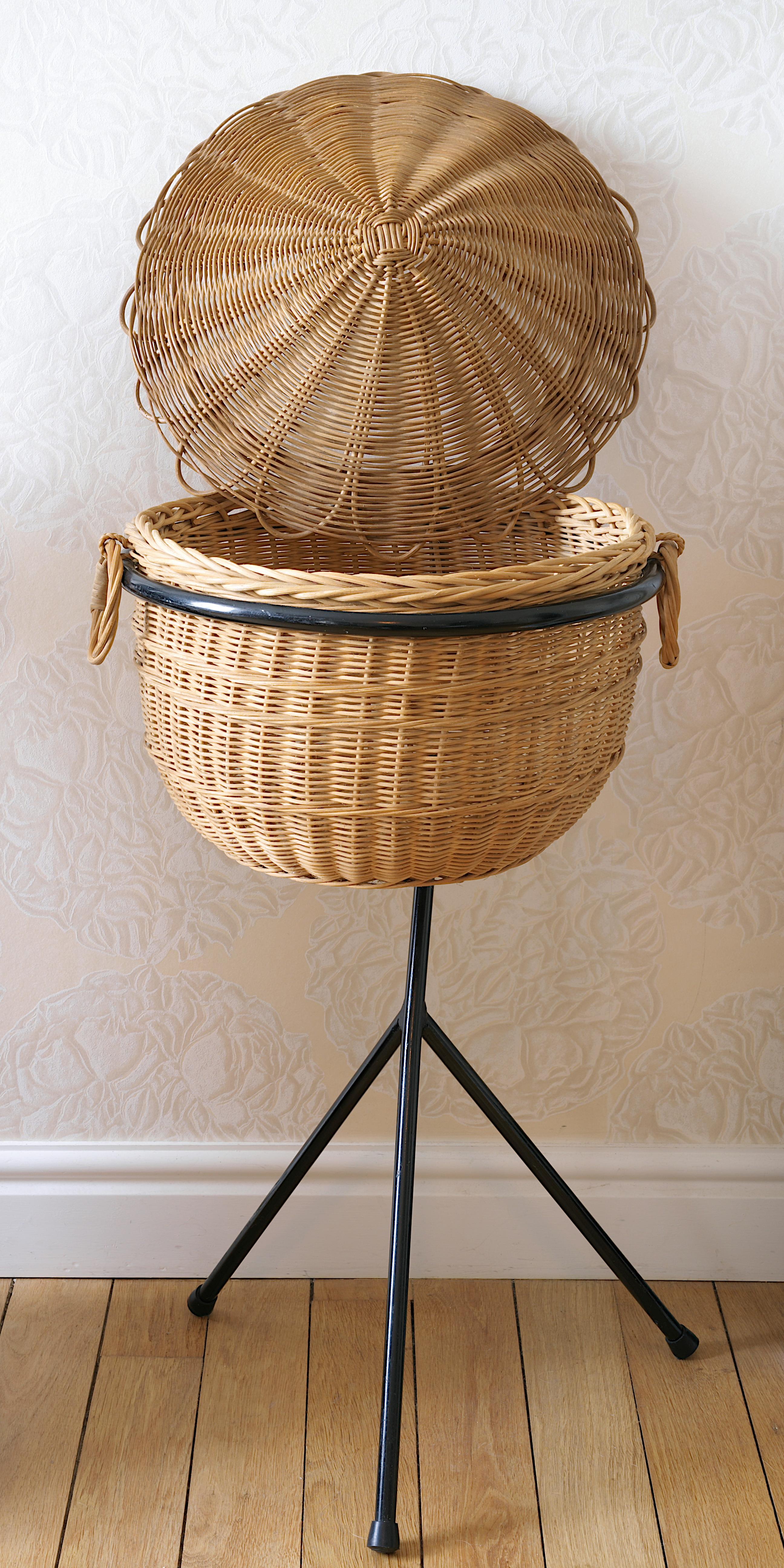 Panier en osier avec couvercle, années 1950 en vente 2
