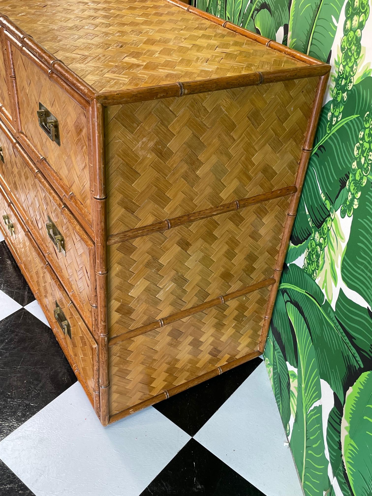 Organic Modern Wicker Basketweave and Faux Bamboo 4-Drawer Dresser For Sale