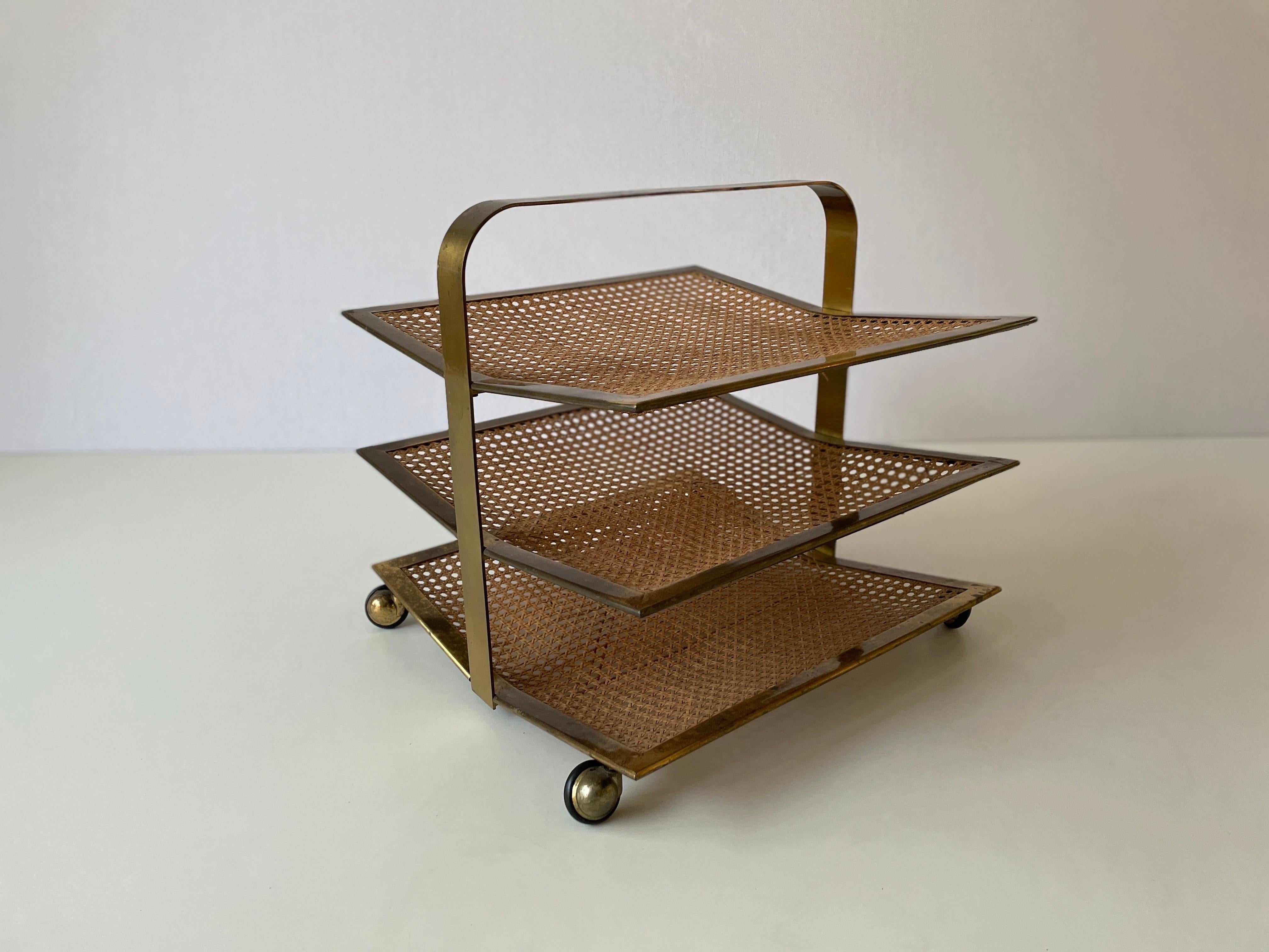 Wicker - Brass Wonderful Luxury Magazine Rack with 3 Shelf, 1960s, Italy In Excellent Condition For Sale In Hagenbach, DE