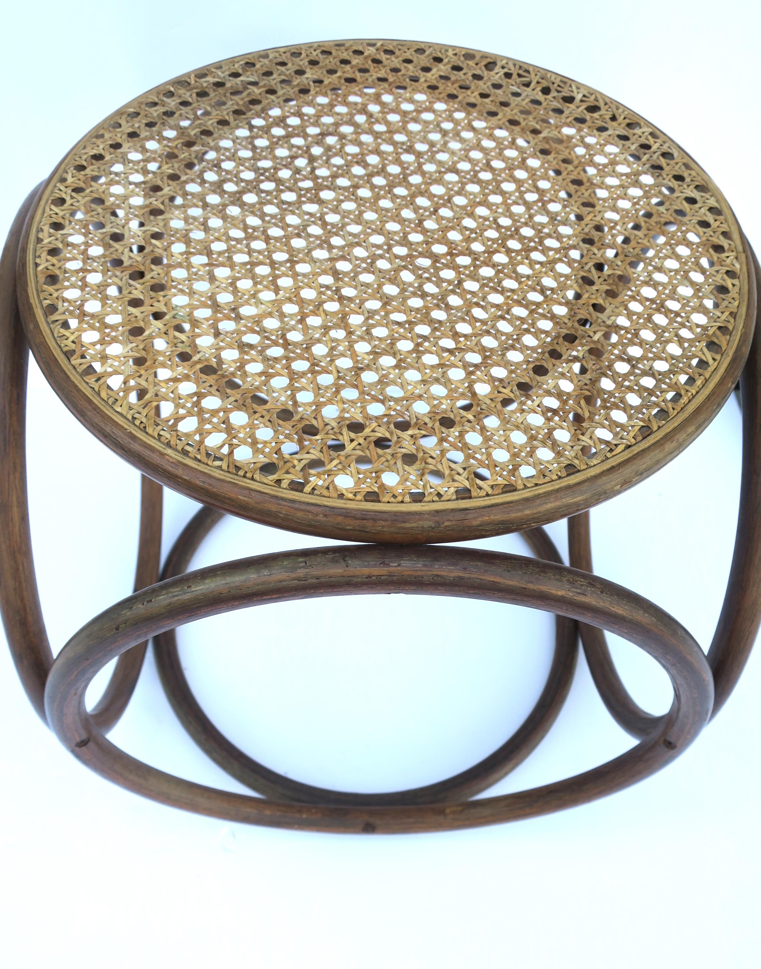 Wicker Cane and Bentwood Side Drinks Table or Stool in the Style of Thonet For Sale 4