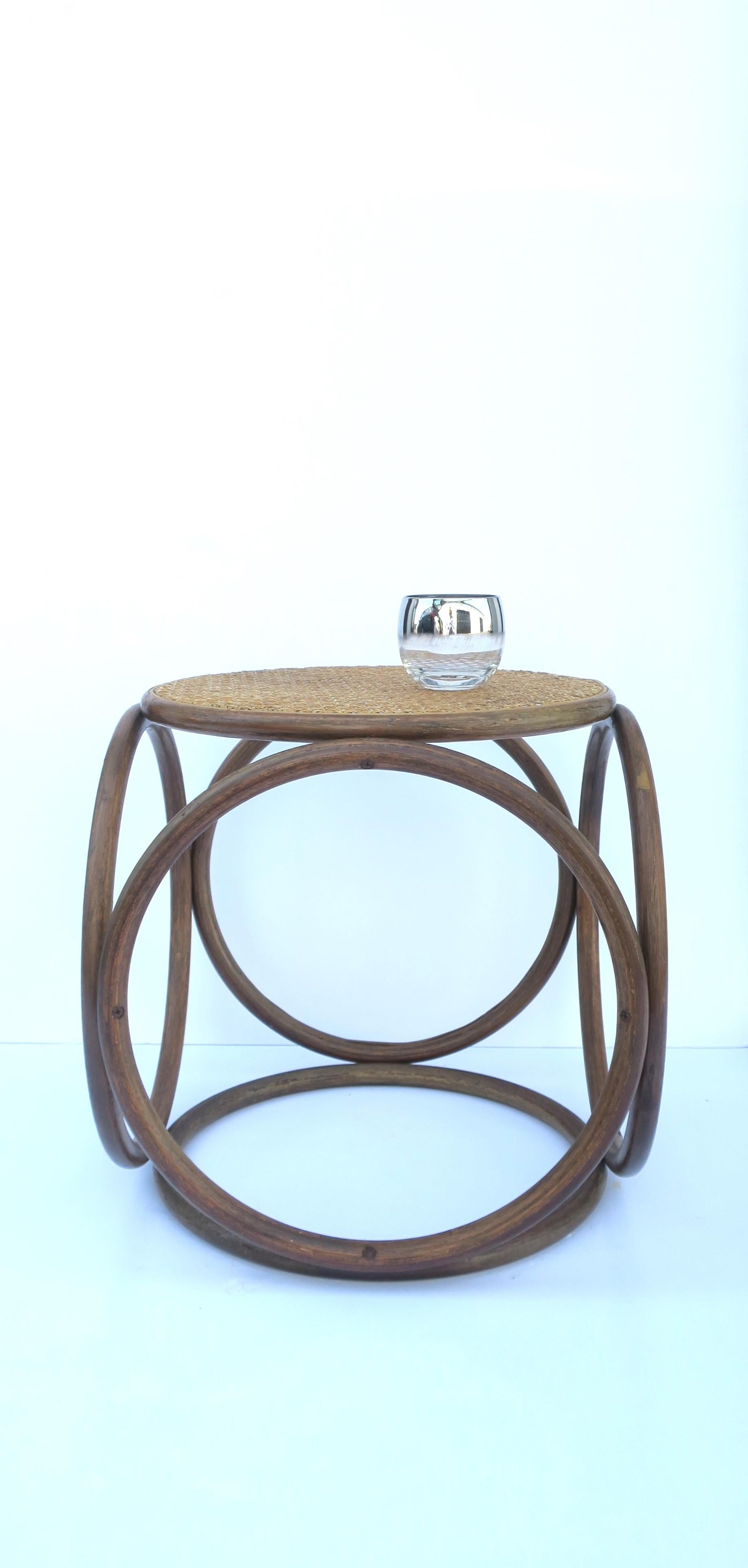 Wicker Cane and Bentwood Side Drinks Table or Stool in the Style of Thonet In Good Condition For Sale In New York, NY