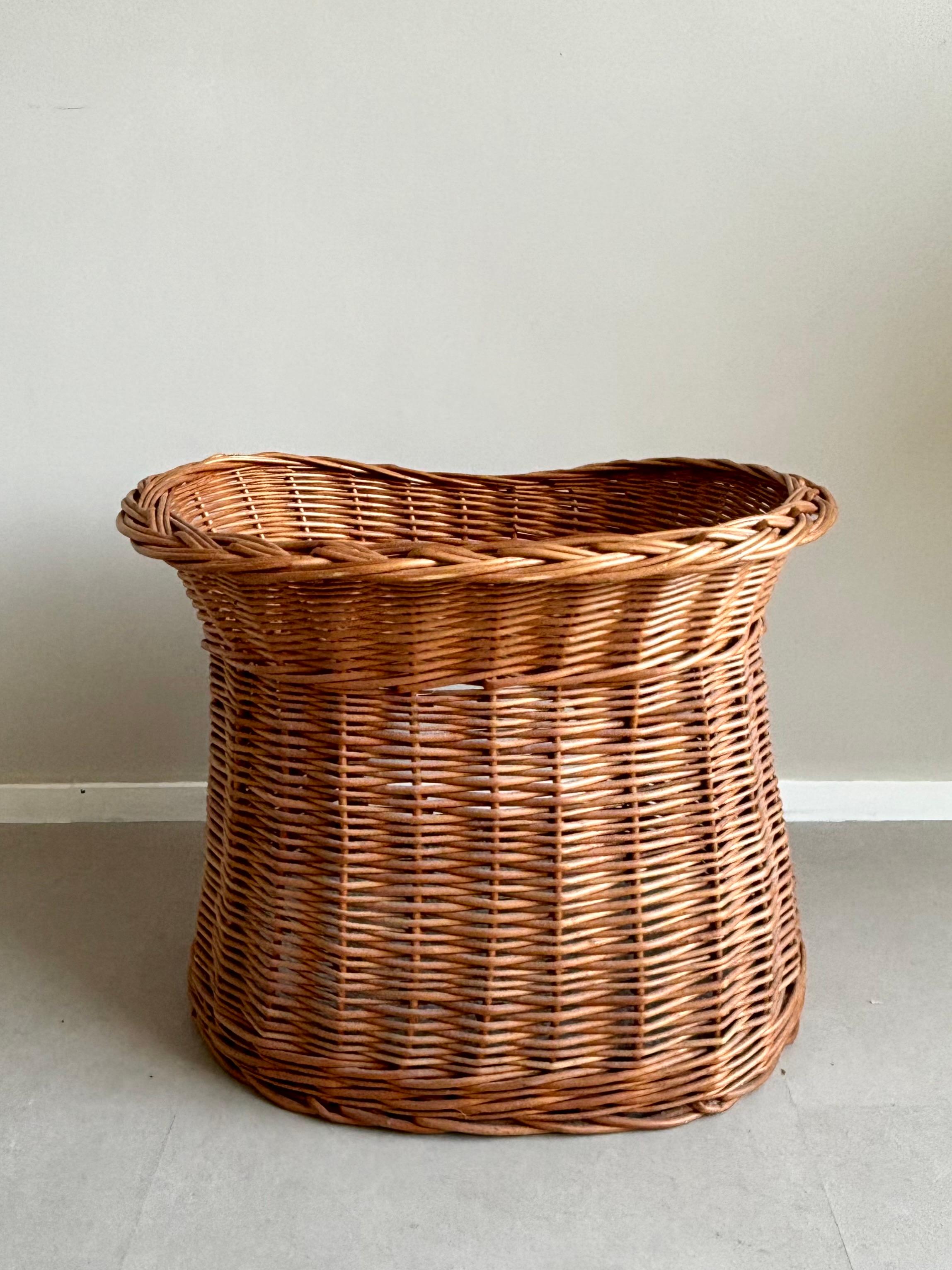 Lit pour chat en osier, panier avec Label 'Chat Bizarre'. Bon état - En vente à Schagen, NL
