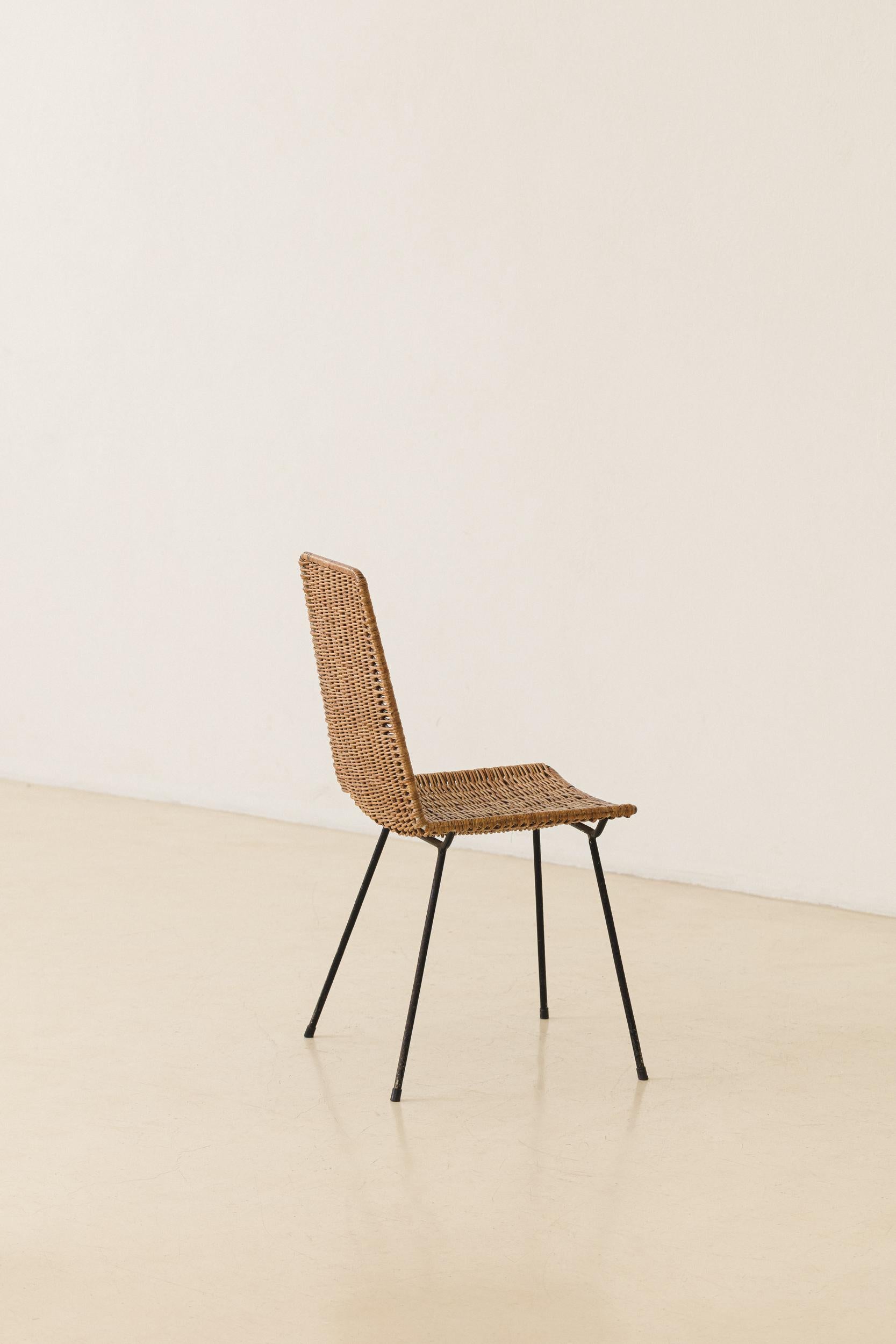 Mid-Century Modern Wicker Chair, 1960s, Brazilian Mid-century Modern For Sale