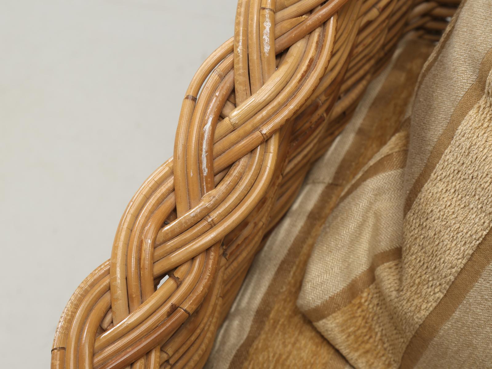 Wicker Chaise Lounge of Exceptional Width 5