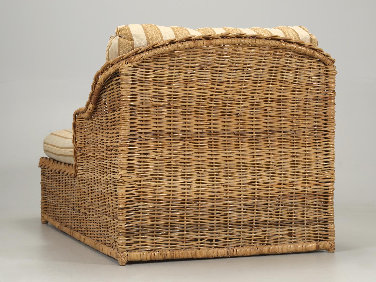 Wicker Chaise Lounge of Exceptional Width 11