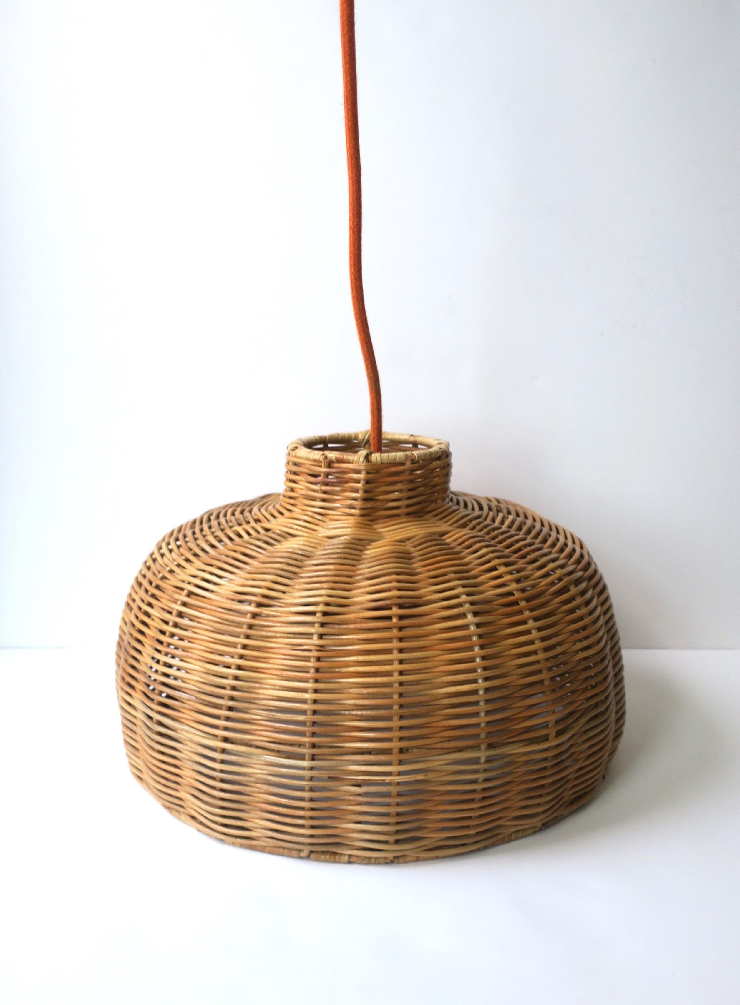 Wicker Chandelier Pendant Light Plug-In In Good Condition For Sale In New York, NY