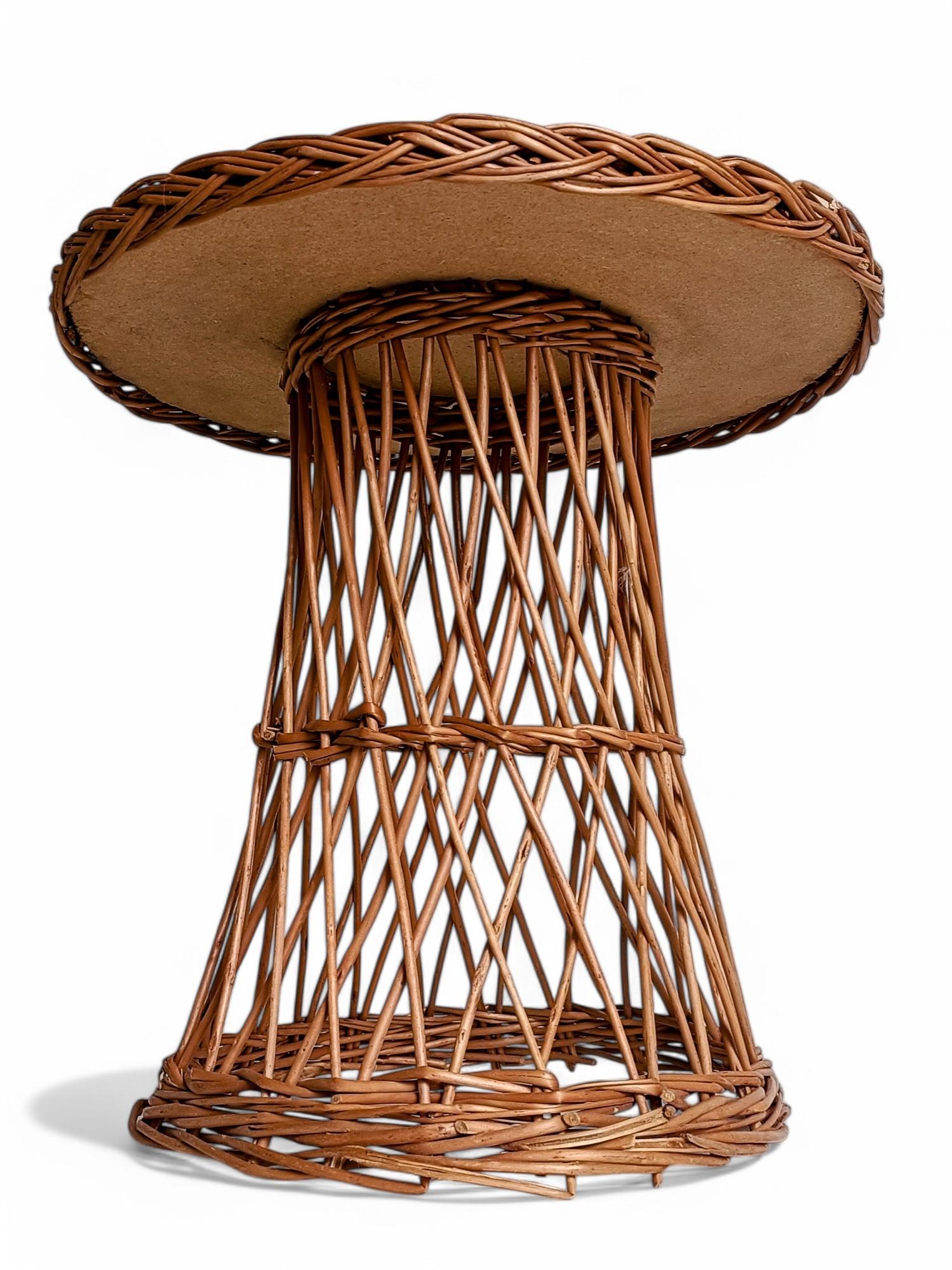 Natural Fiber Wicker Coastal Style Side Table, Handmade in Spain ci. 1960s For Sale