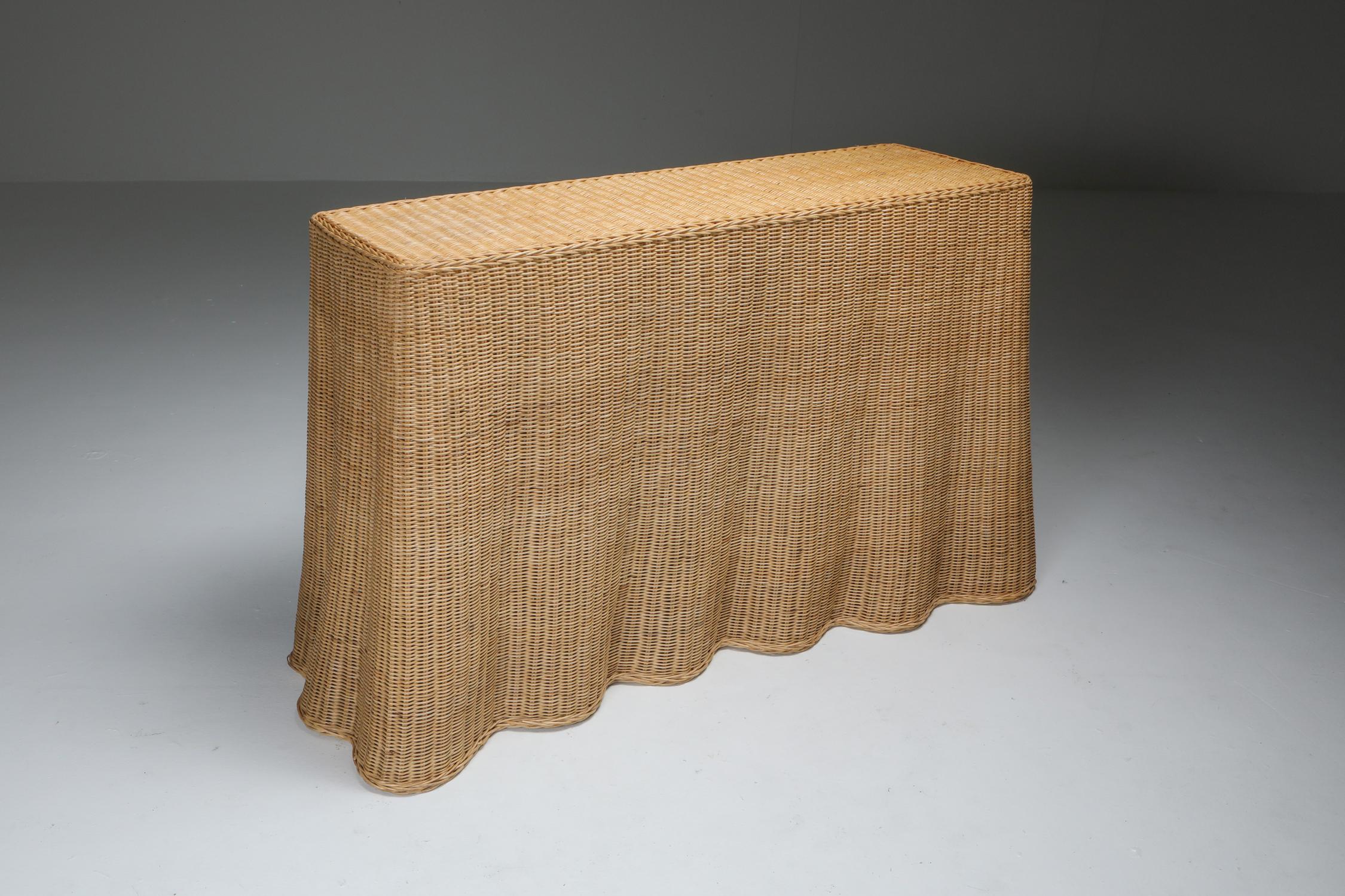 Console table in wicker, tropicalist, Hollywood Regency, India Mahdavi

Rare trompe l'Oeil wicker console table with 
