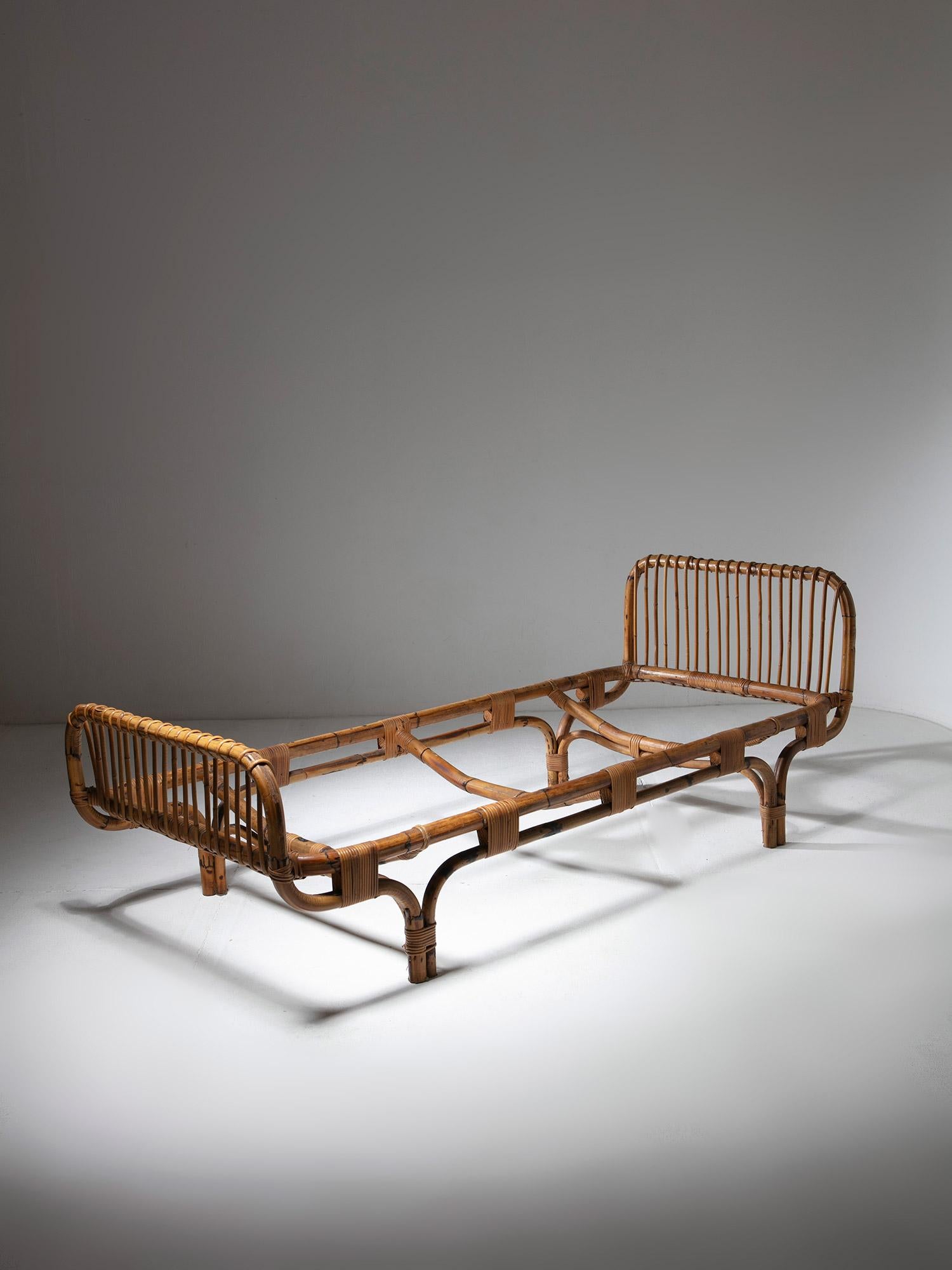 Letto da giorno in vimini di Tito Agnoli per Bonacina, Italia, anni '60 4