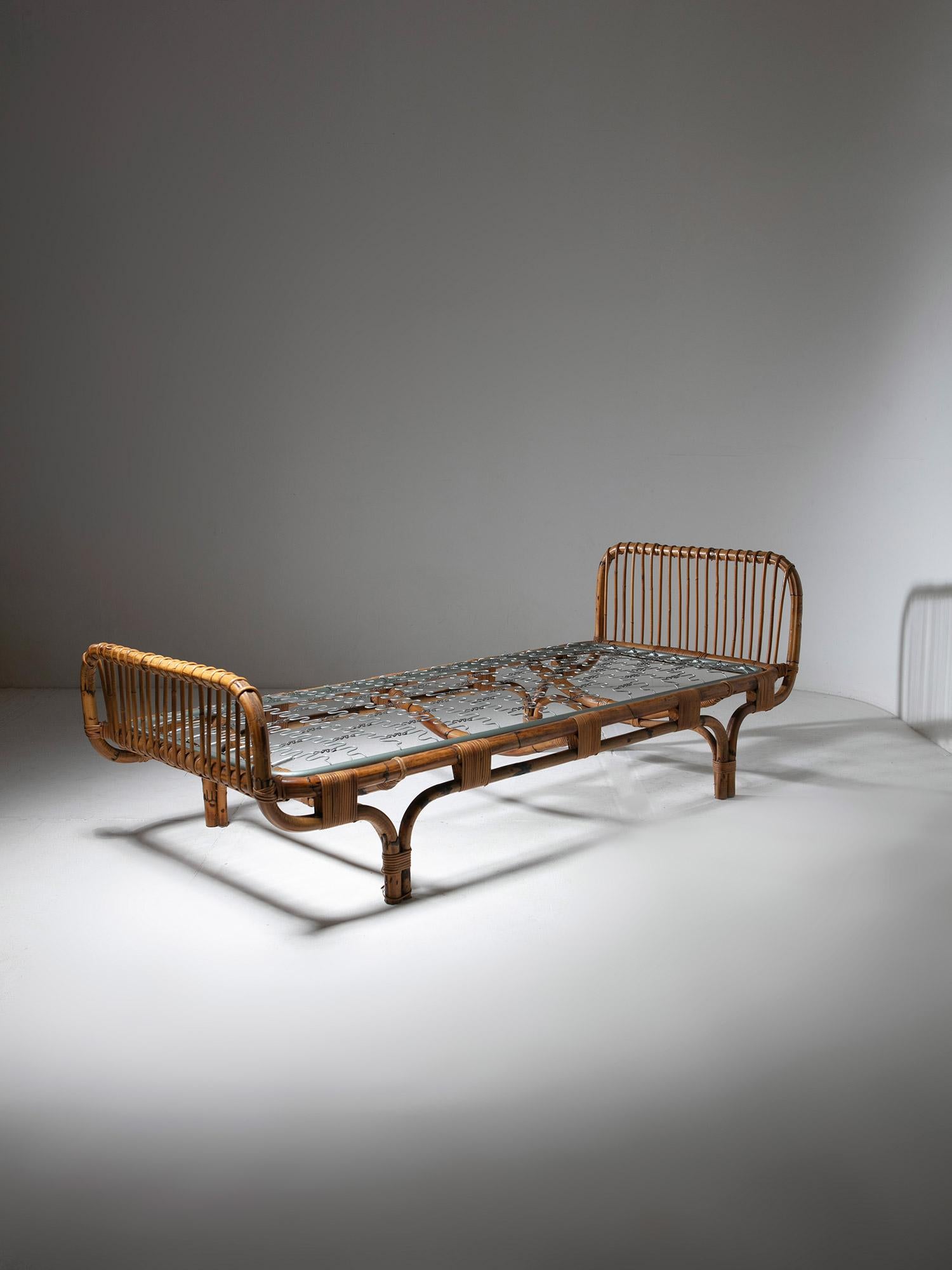 Letto da giorno in vimini di Tito Agnoli per Bonacina, Italia, anni '60 5