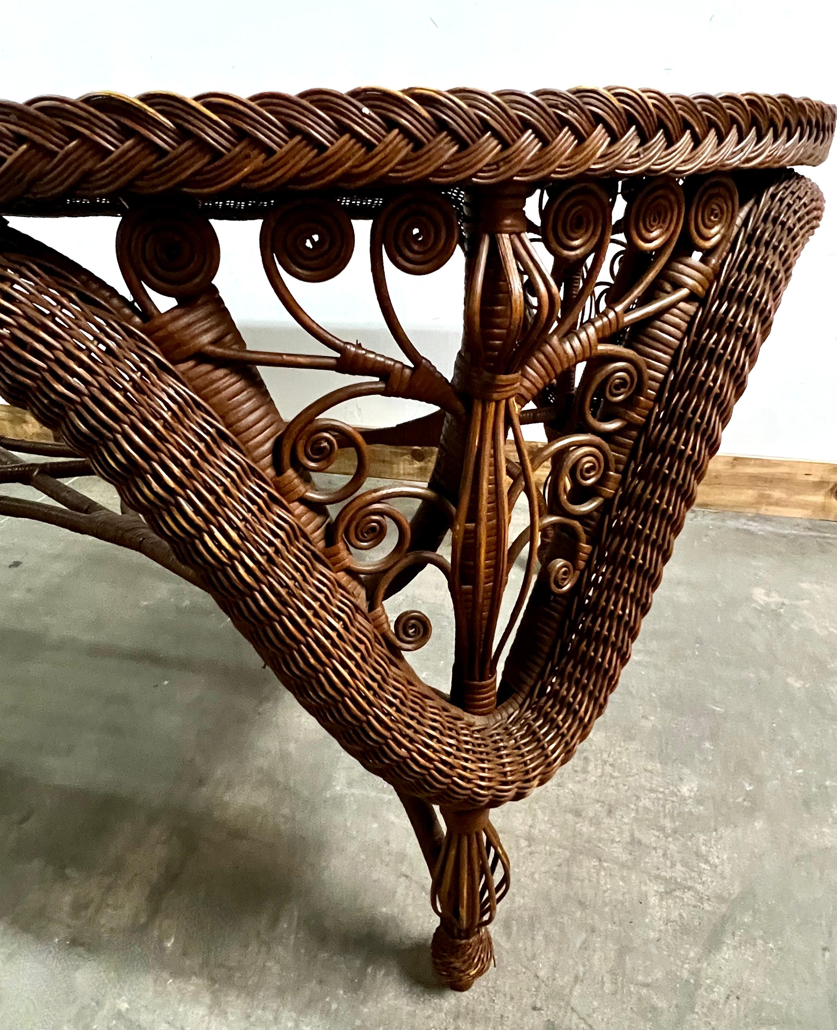 20th Century Wicker Dining Room Table with 6 Wicker Chairs For Sale