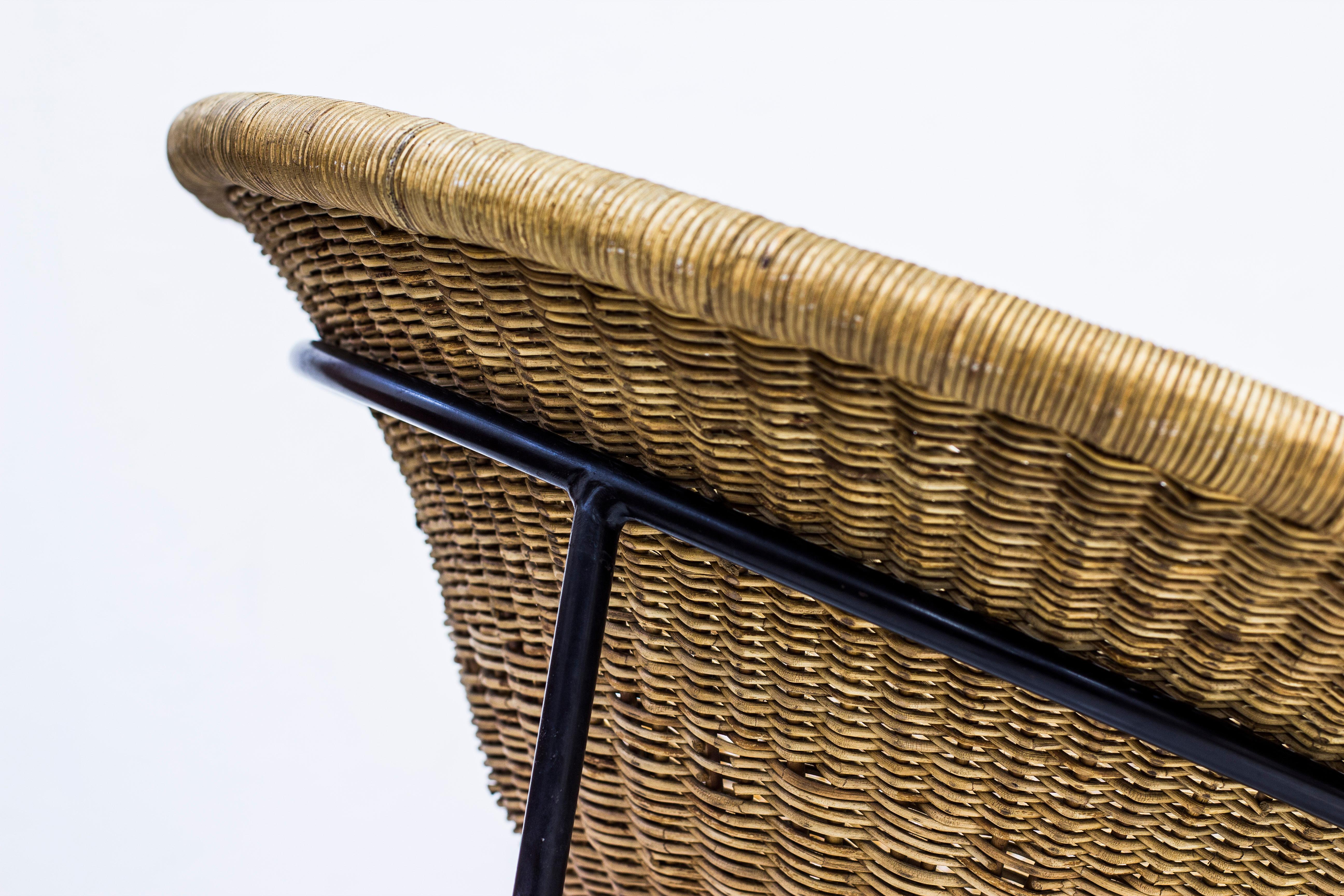 Mid-20th Century Wicker Easy Chair by Sven Staaf, Staaf & Almgren, Sweden, 1950s For Sale