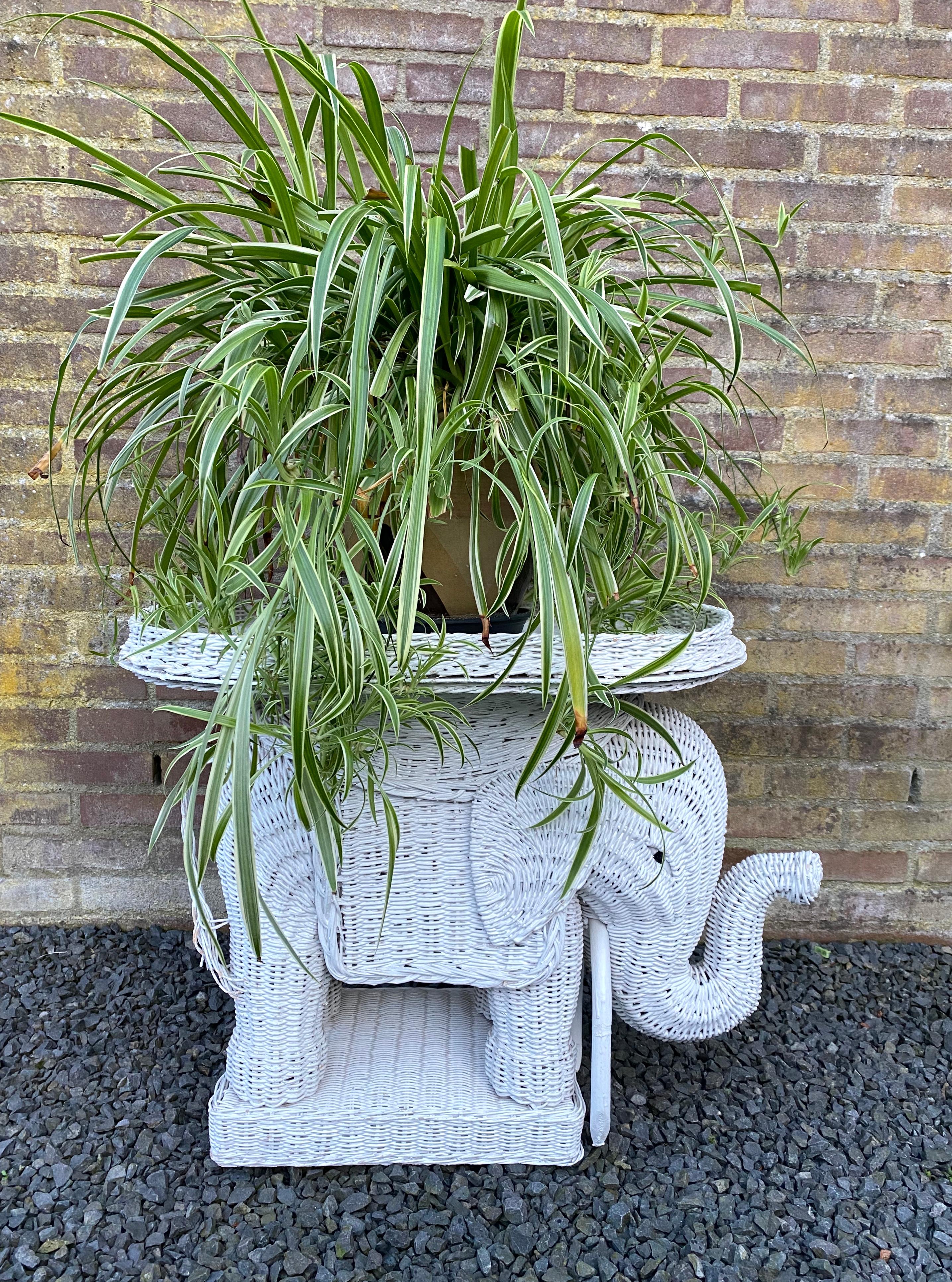 20th Century Wicker Elephant Garden Stool, Plant Stand For Sale