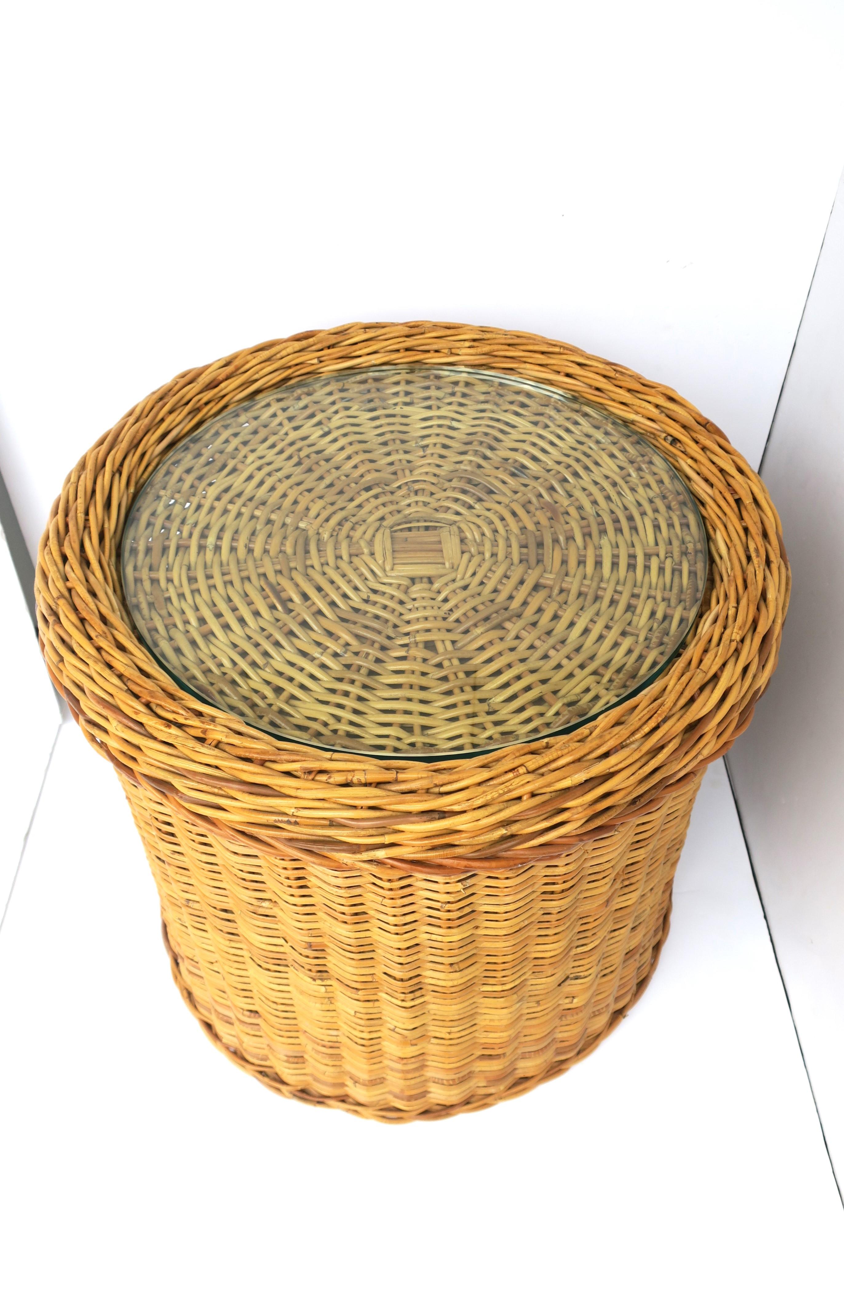 Wicker and Glass Side or End Table in the Style of McGuire For Sale 6