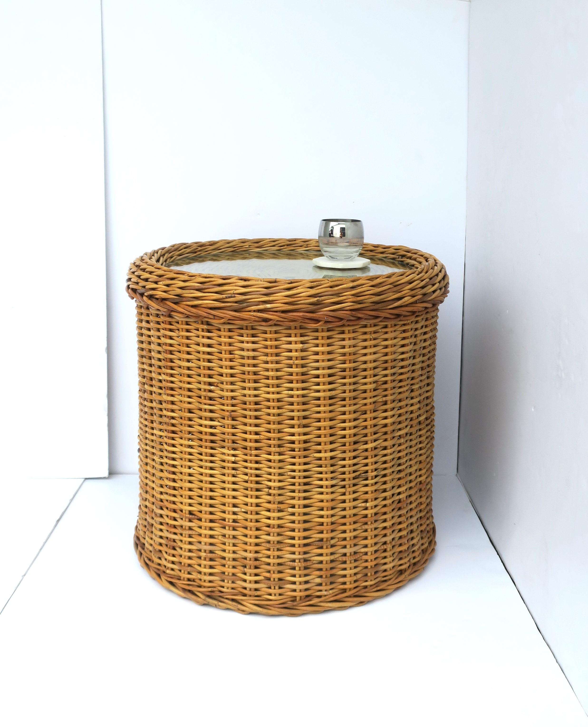 Wicker and Glass Side or End Table in the Style of McGuire For Sale 1