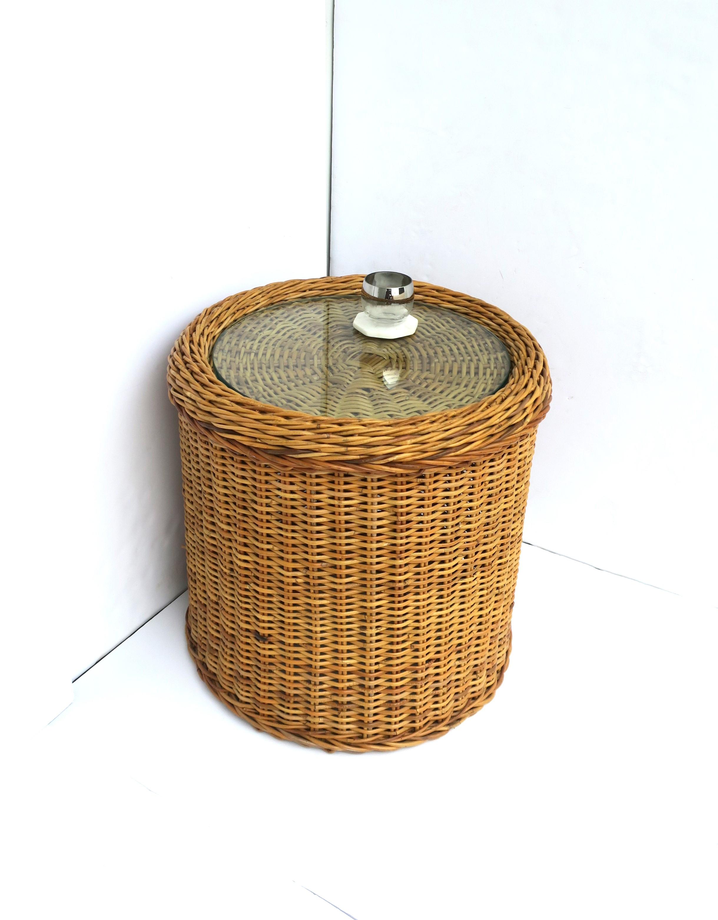 Wicker and Glass Side or End Table in the Style of McGuire For Sale 2