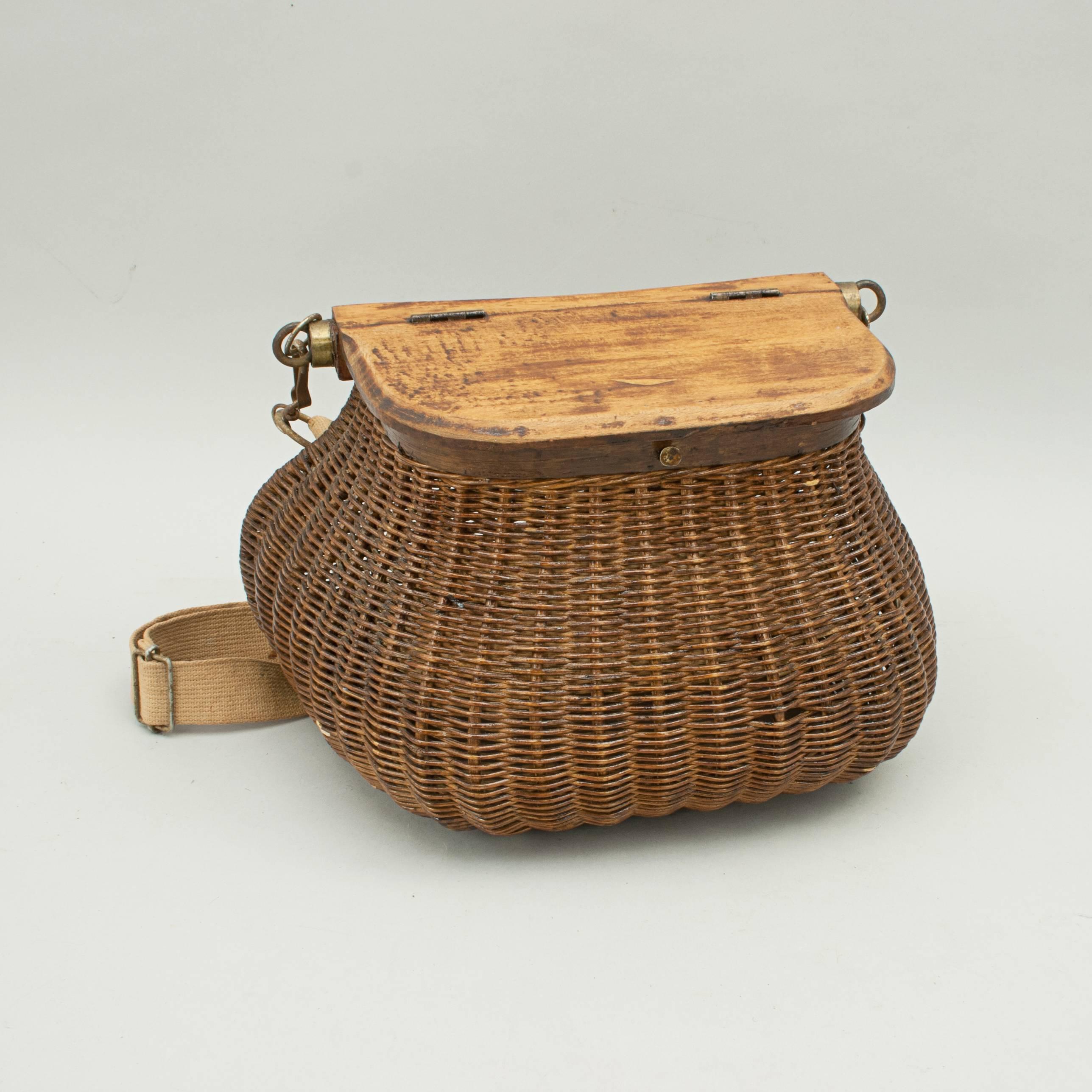 Early 20th Century Wicker Fishing Creel