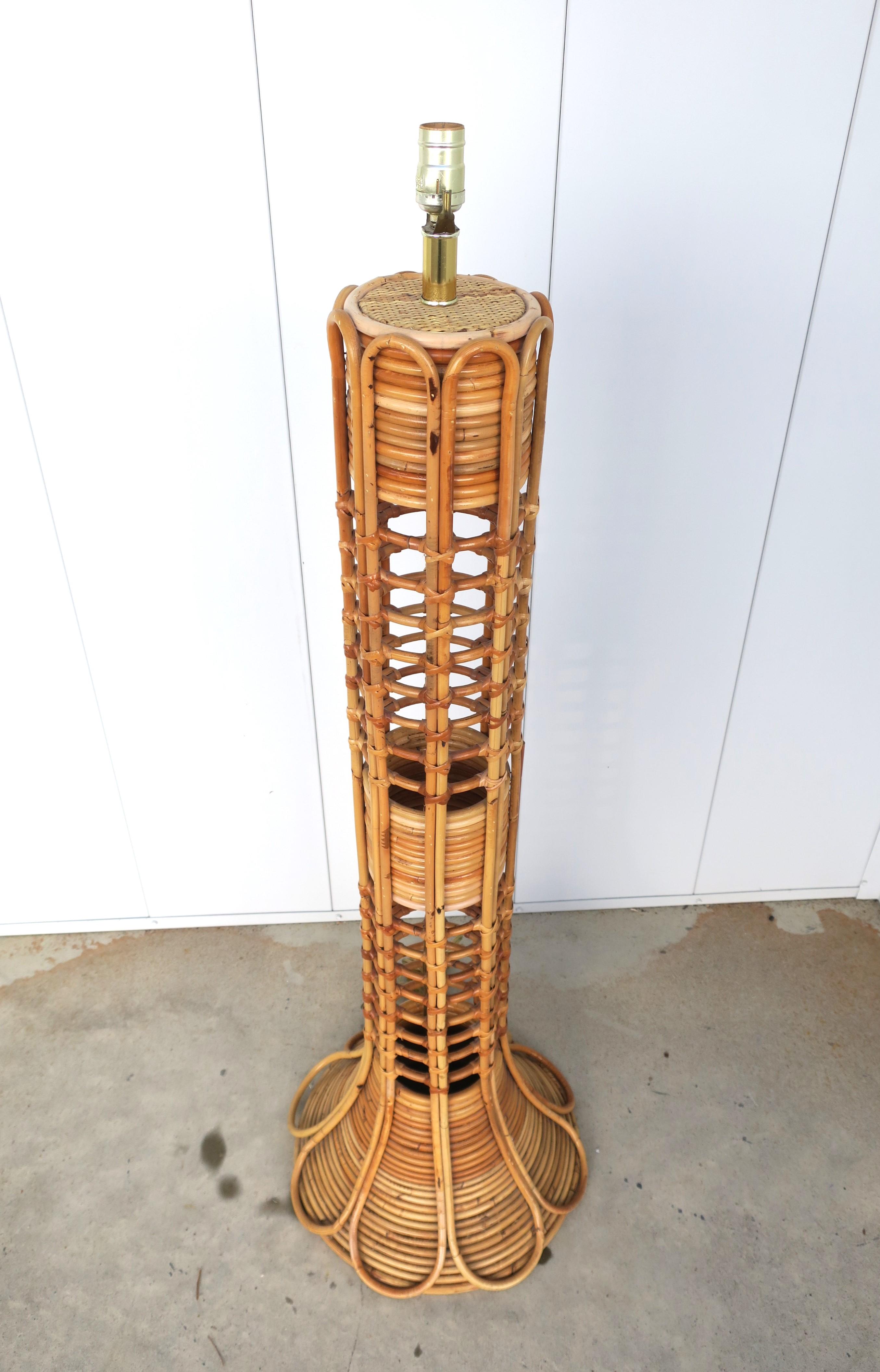 Mid-Century Modern Wicker Floor Lamp in the Crespi Albini Style For Sale