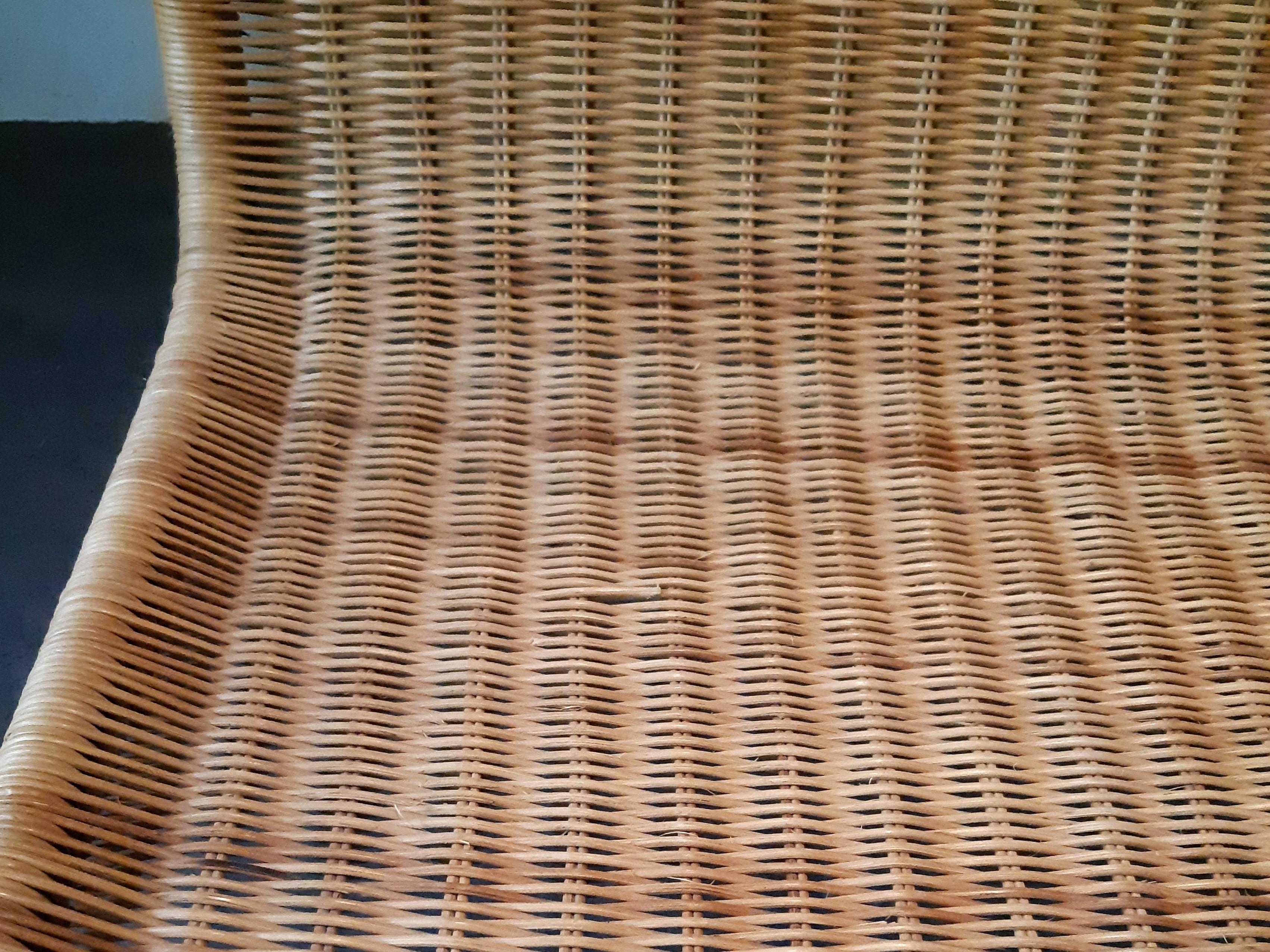 Milieu du XXe siècle Chaise longue en osier:: un design d'après Tito Agnoli pour Ikea:: années 1960