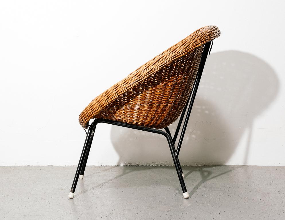 rattan chair with metal legs